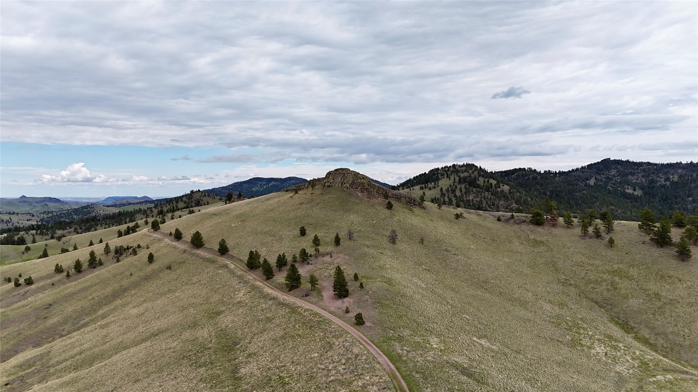 206 Upper Sawmill Loop Property Photo 6