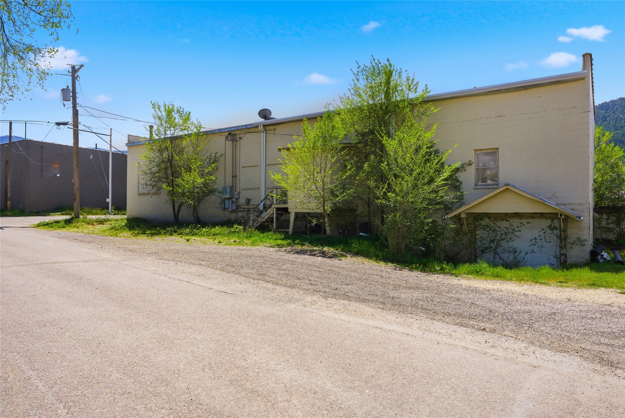 8280 Hwy 200 E Property Photo 38