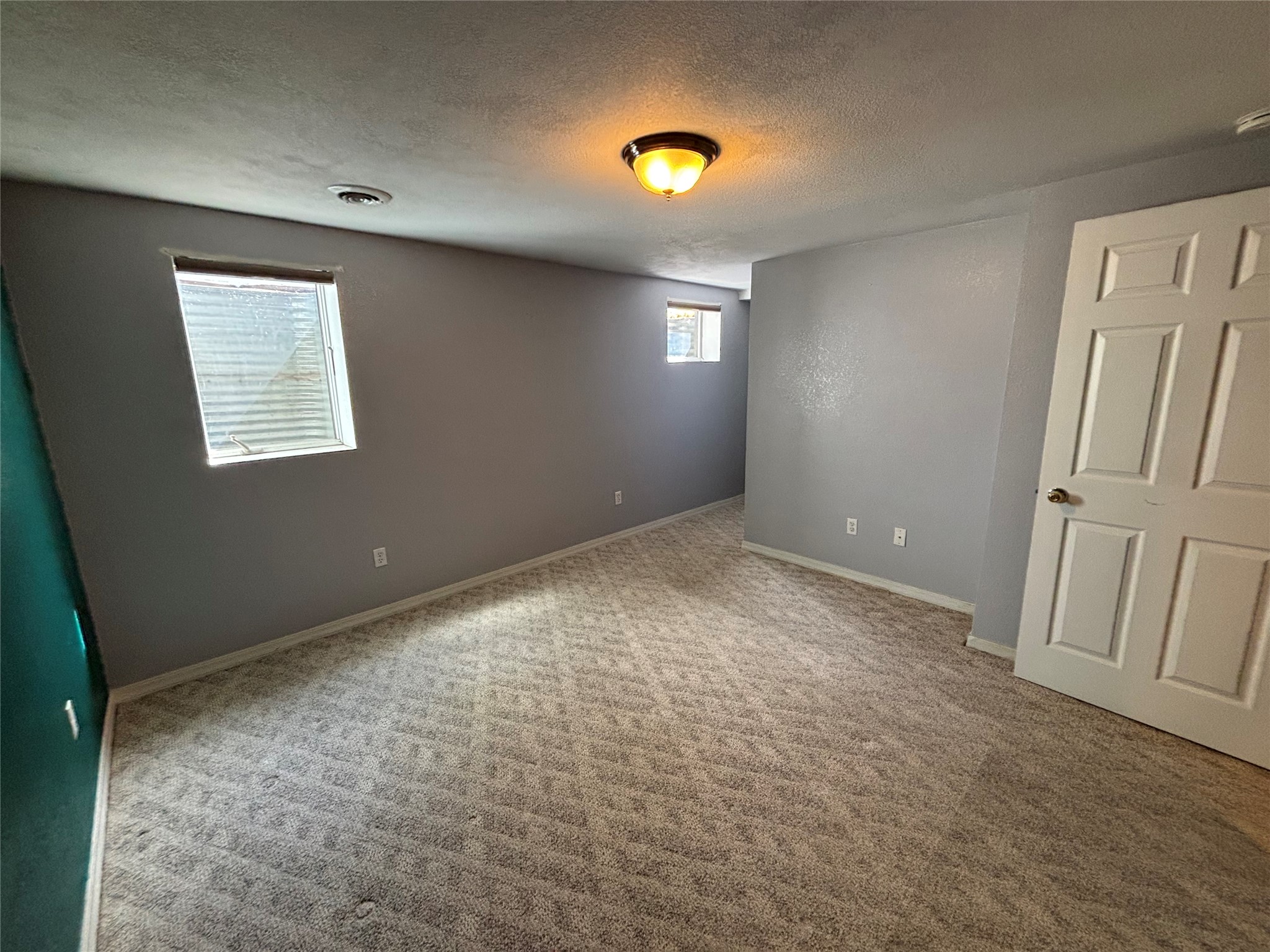 1 Burning Tree Lane Property Photo 34