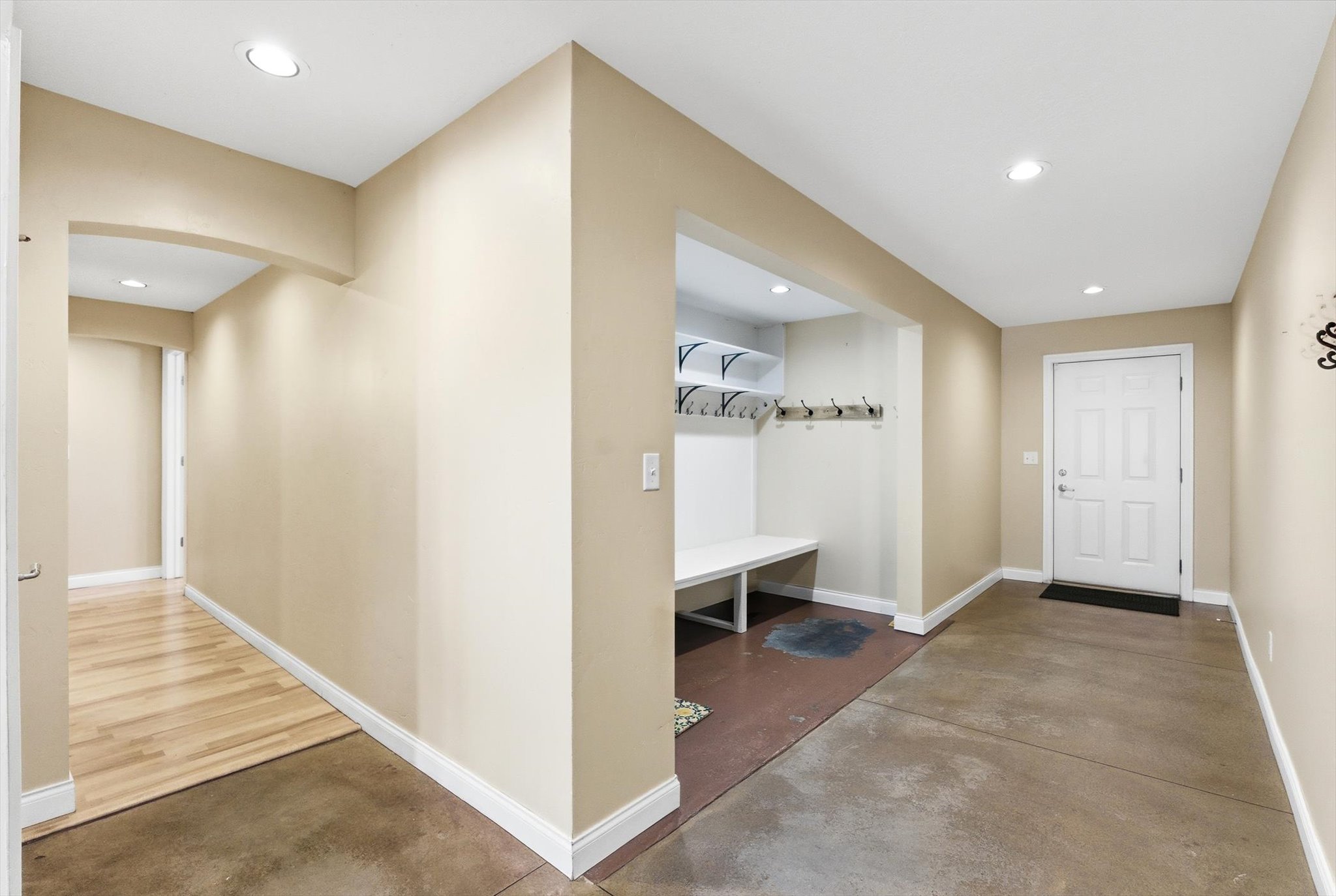 12505 Flora Drive Property Photo 34