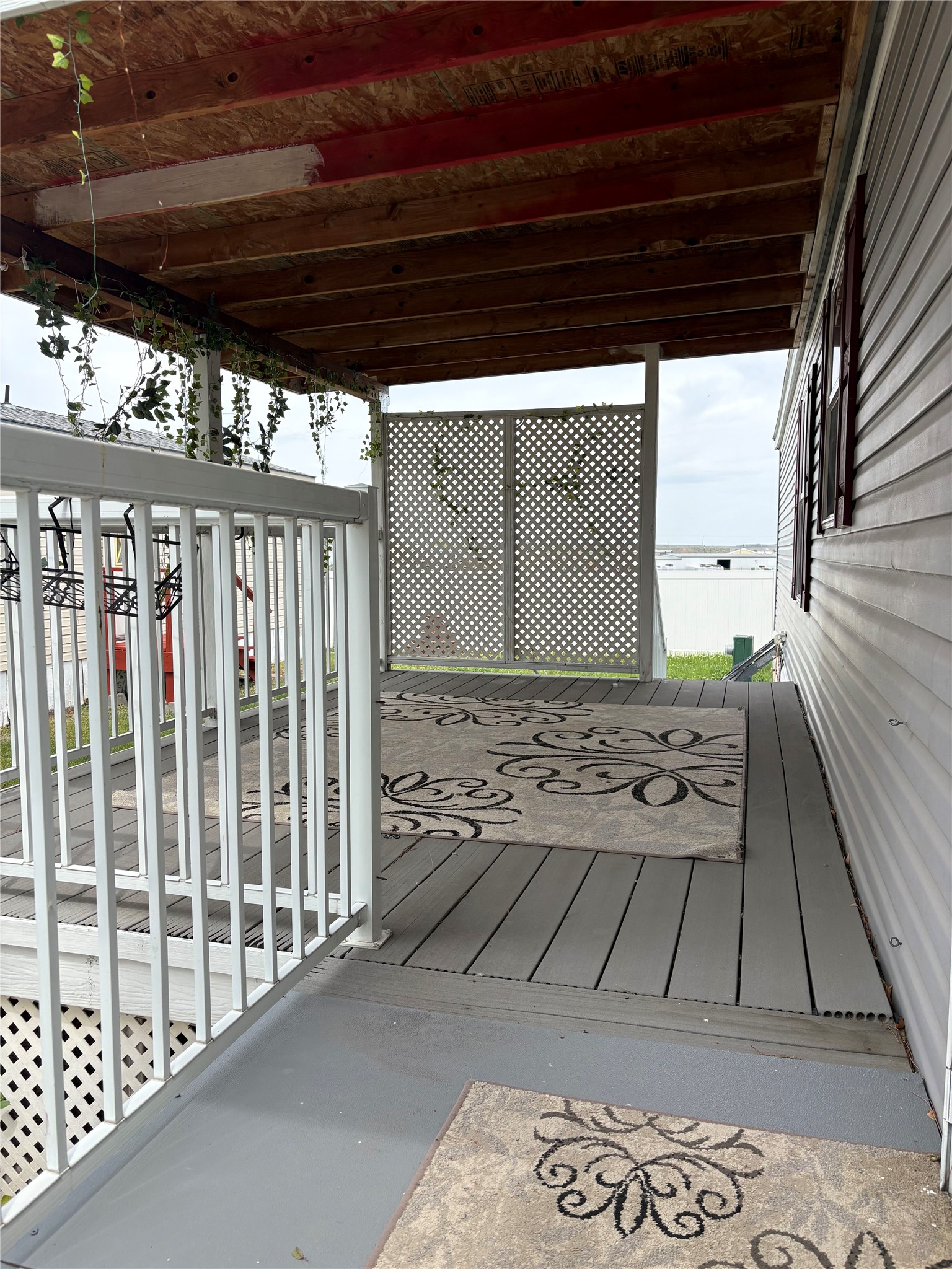 4178 Highwood Drive Property Photo 2