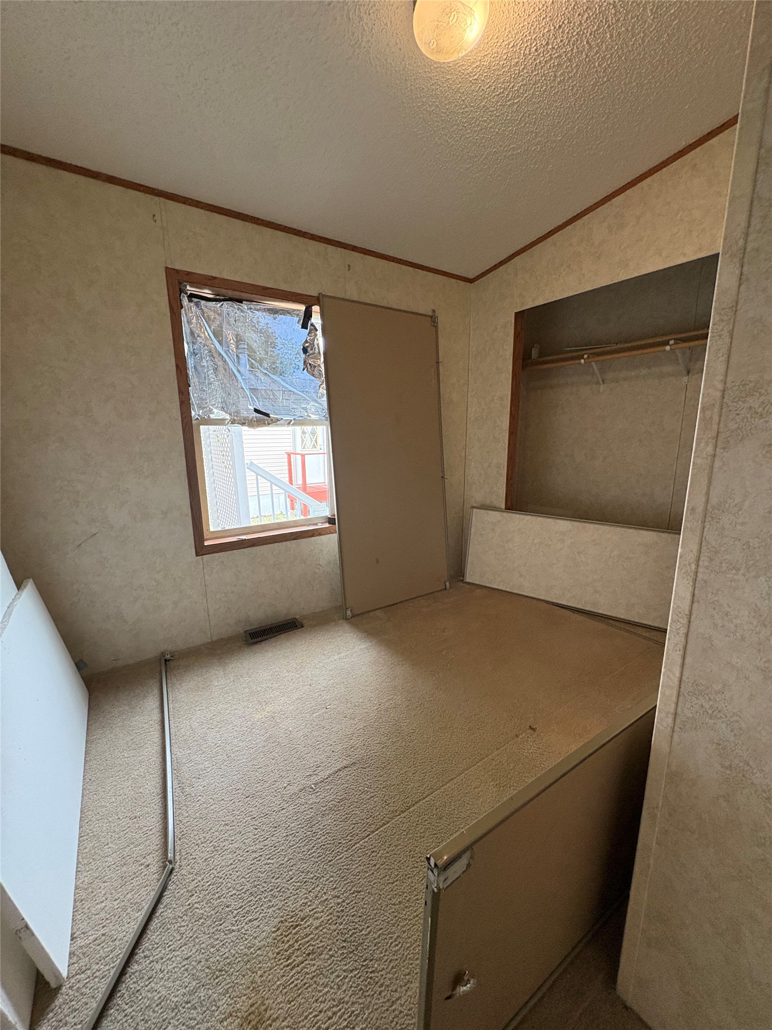4178 Highwood Drive Property Photo 8