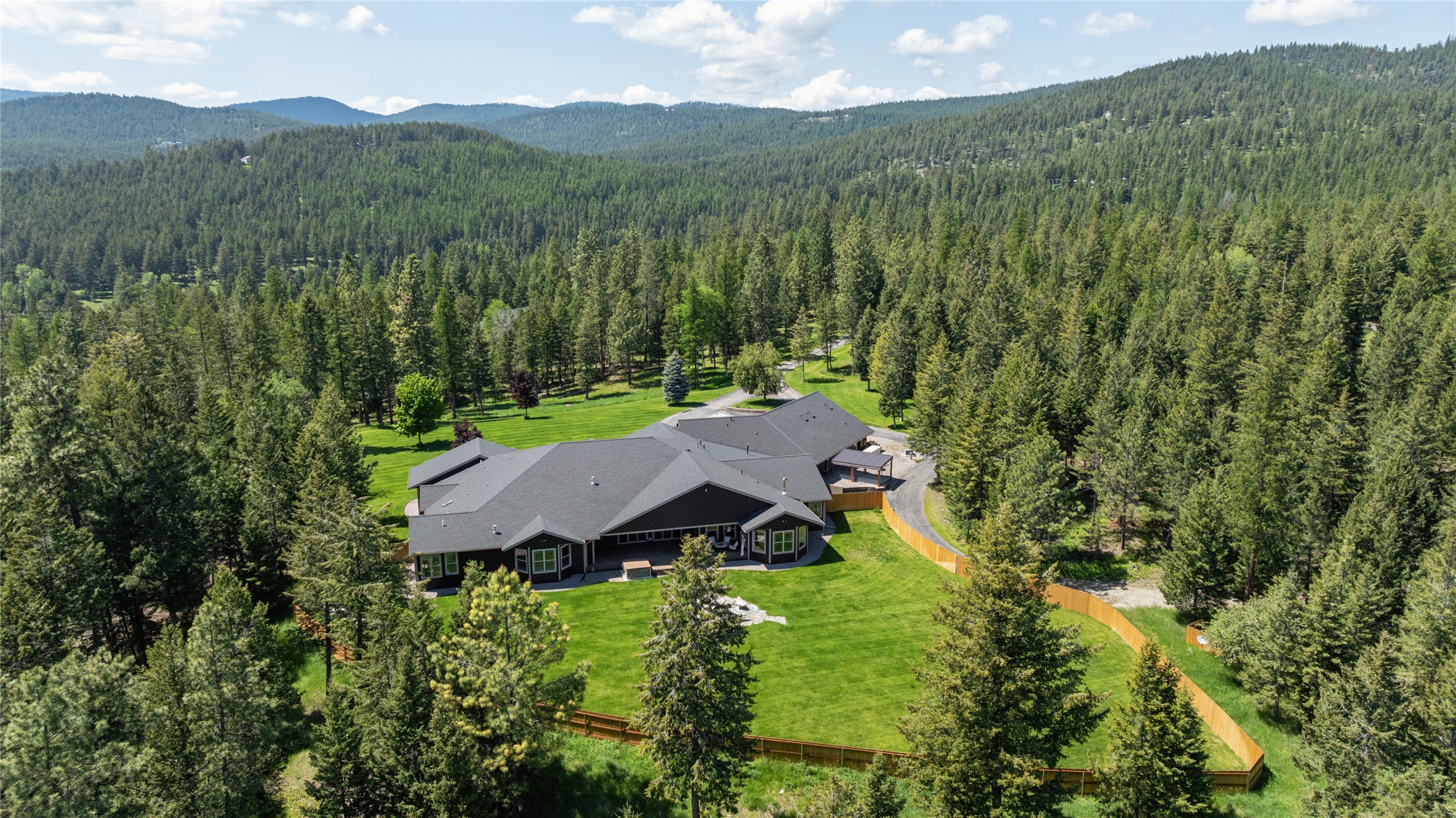 1173 Kienas Road N Property Photo 12