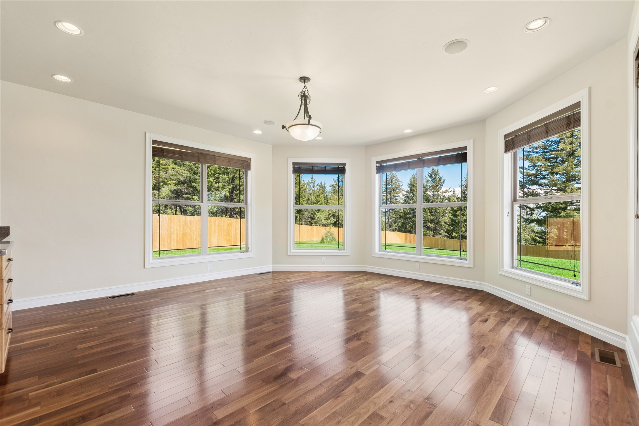 1173 Kienas Road N Property Photo 25