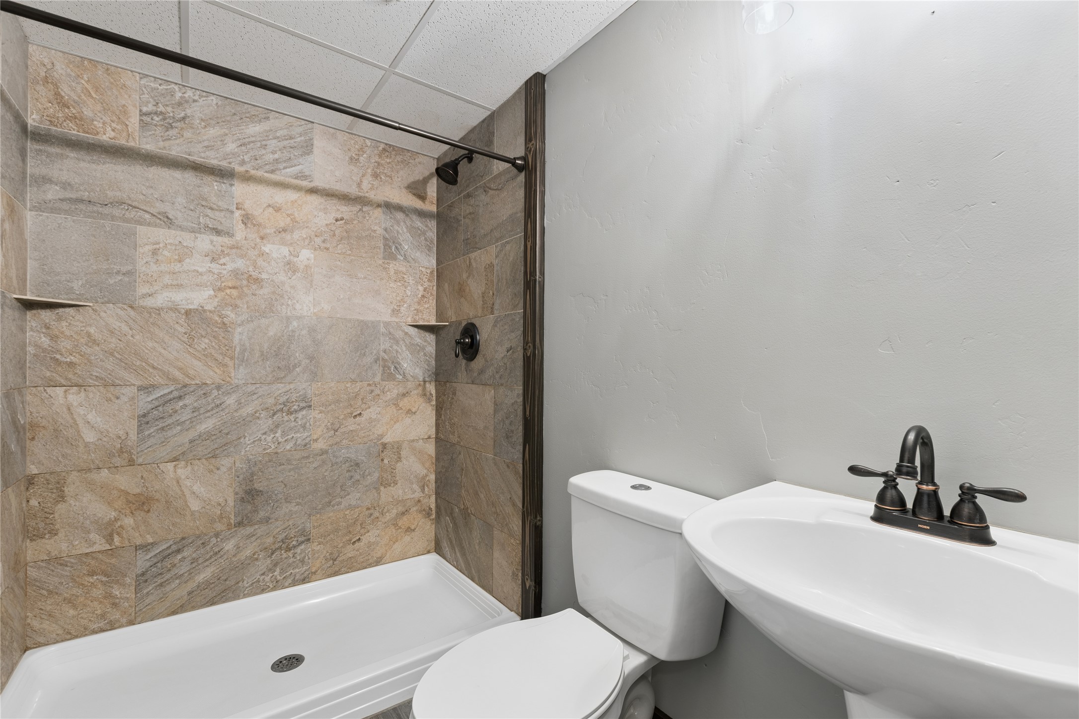 1173 Kienas Road N Property Photo 58