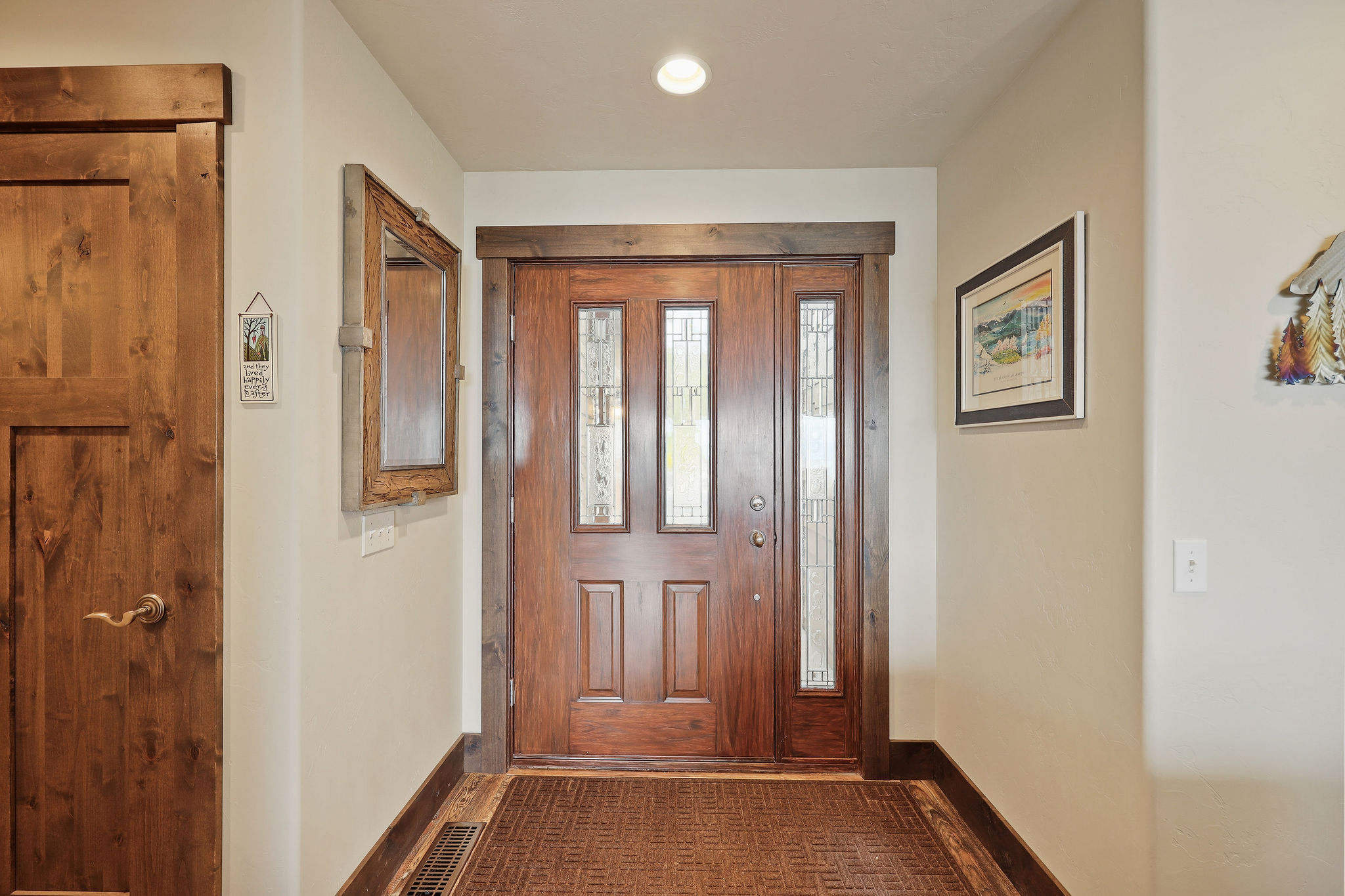 416 & 420 S Eighty Drive Property Photo 6