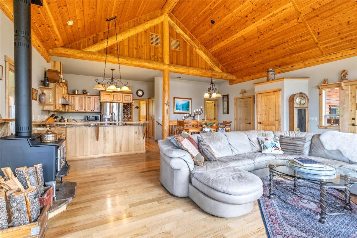 130 Glen Hills Drive Property Photo 12