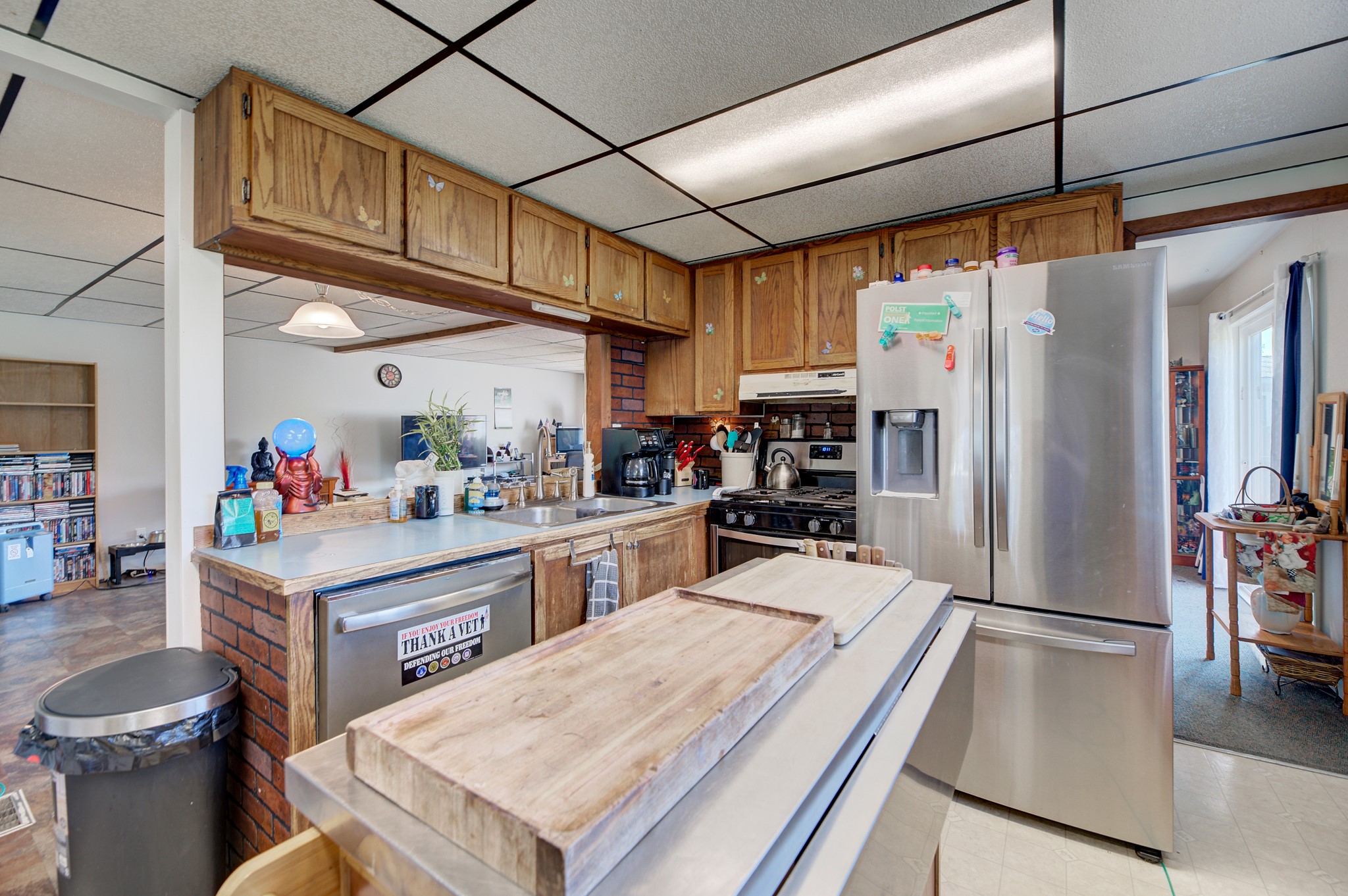 4583 Victoria Drive Property Photo 17