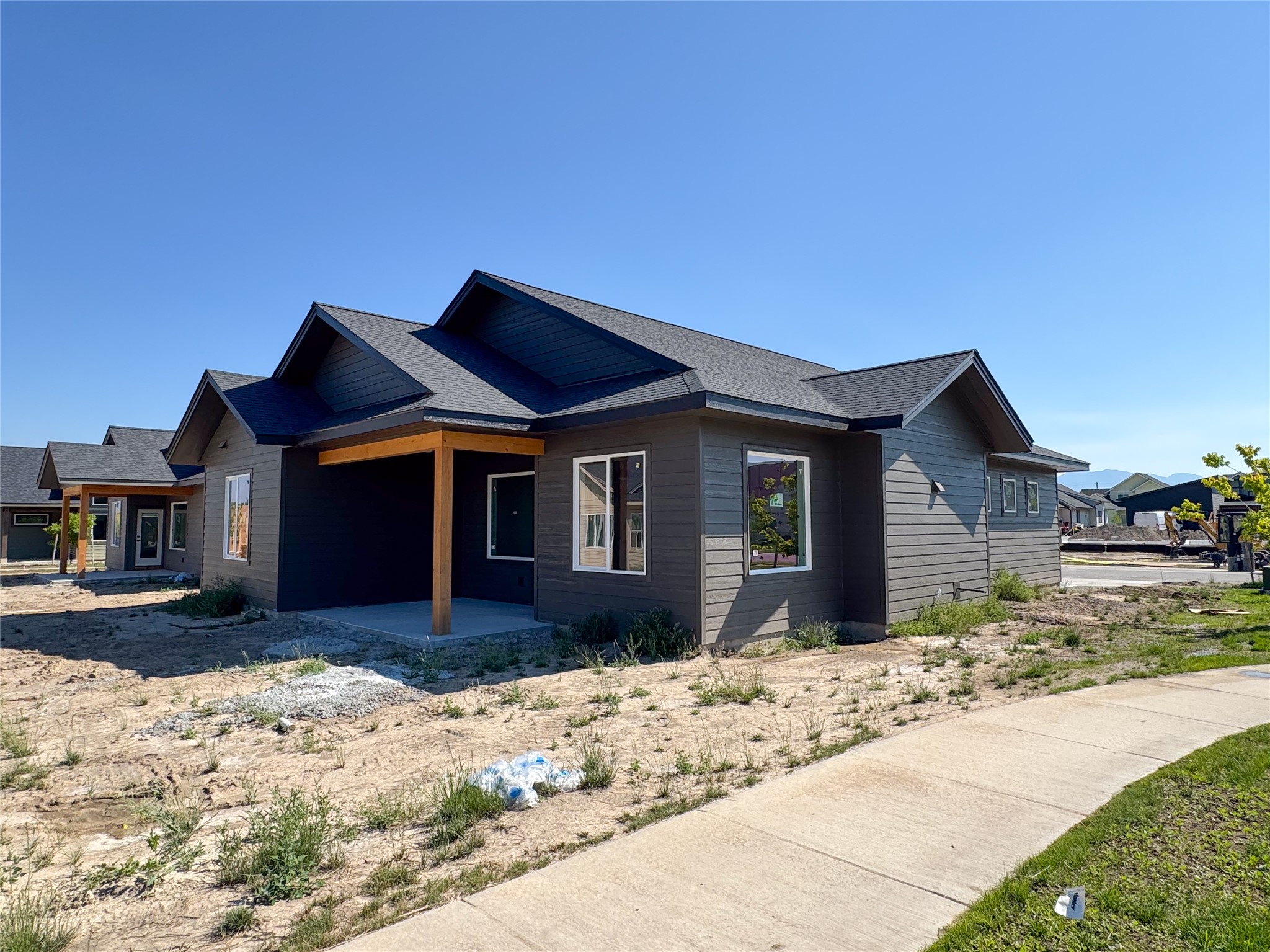 816 Rivet Way Property Photo 3