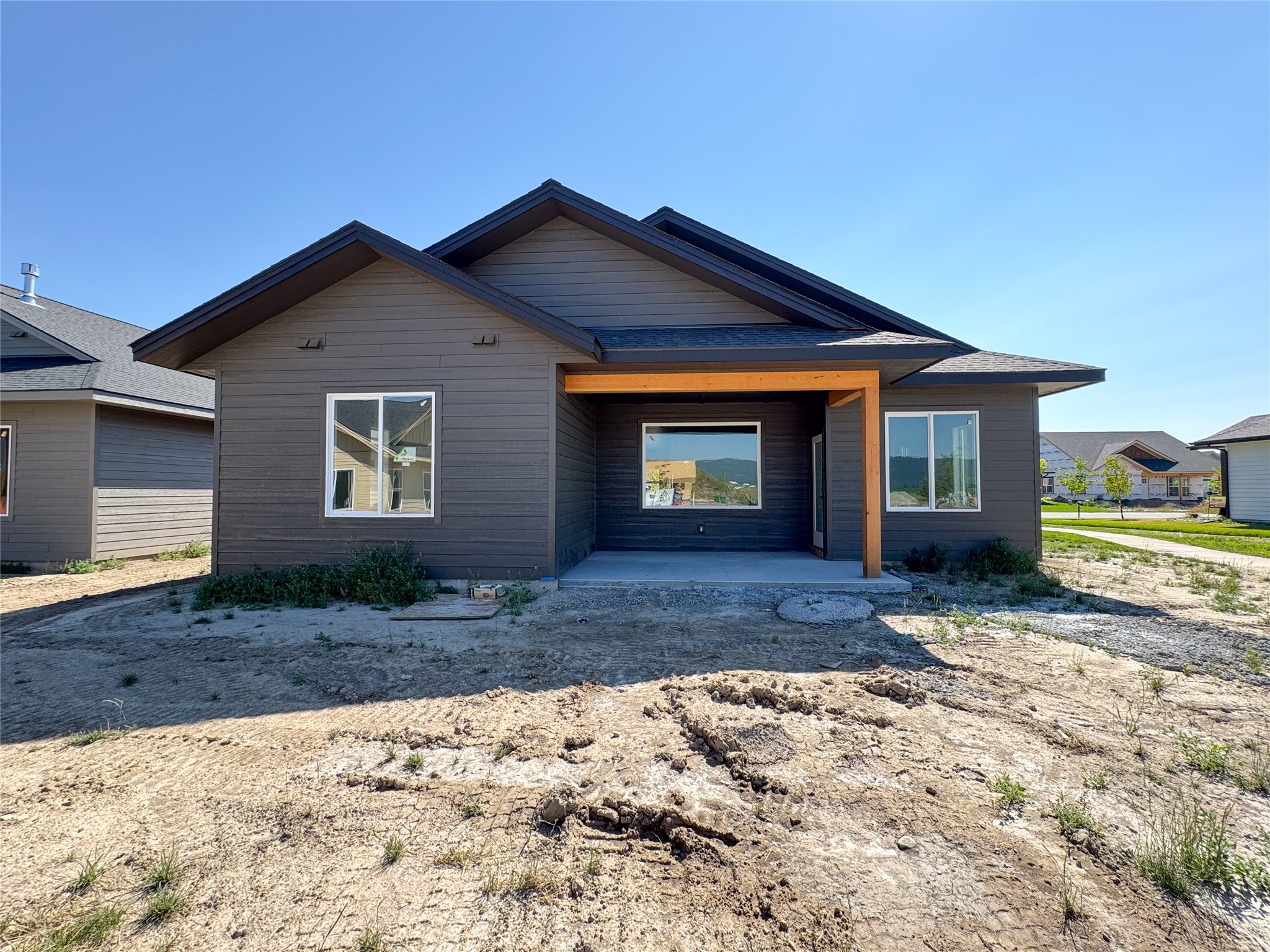 816 Rivet Way Property Photo 4