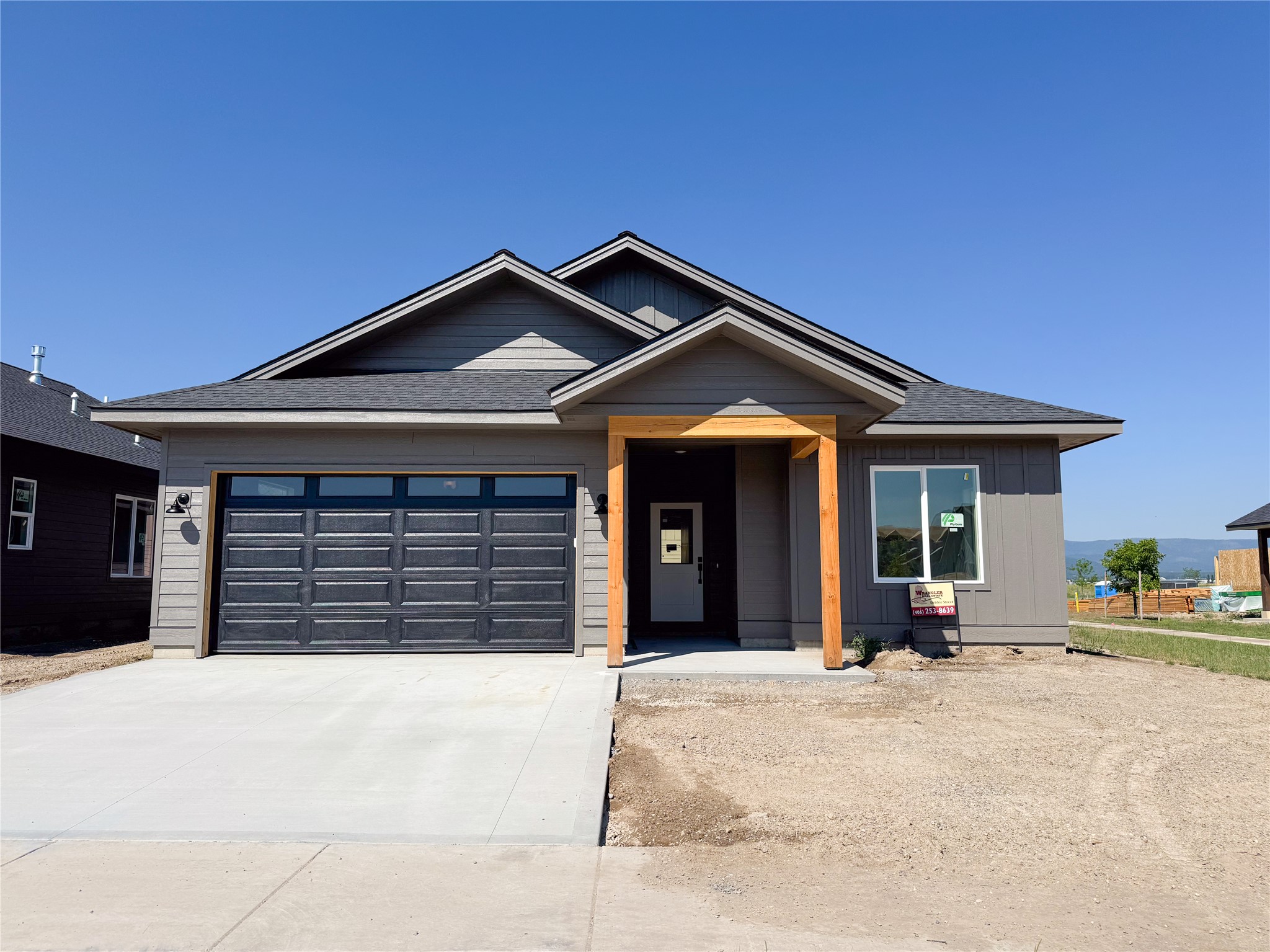 820 Rivet Way Property Photo 1