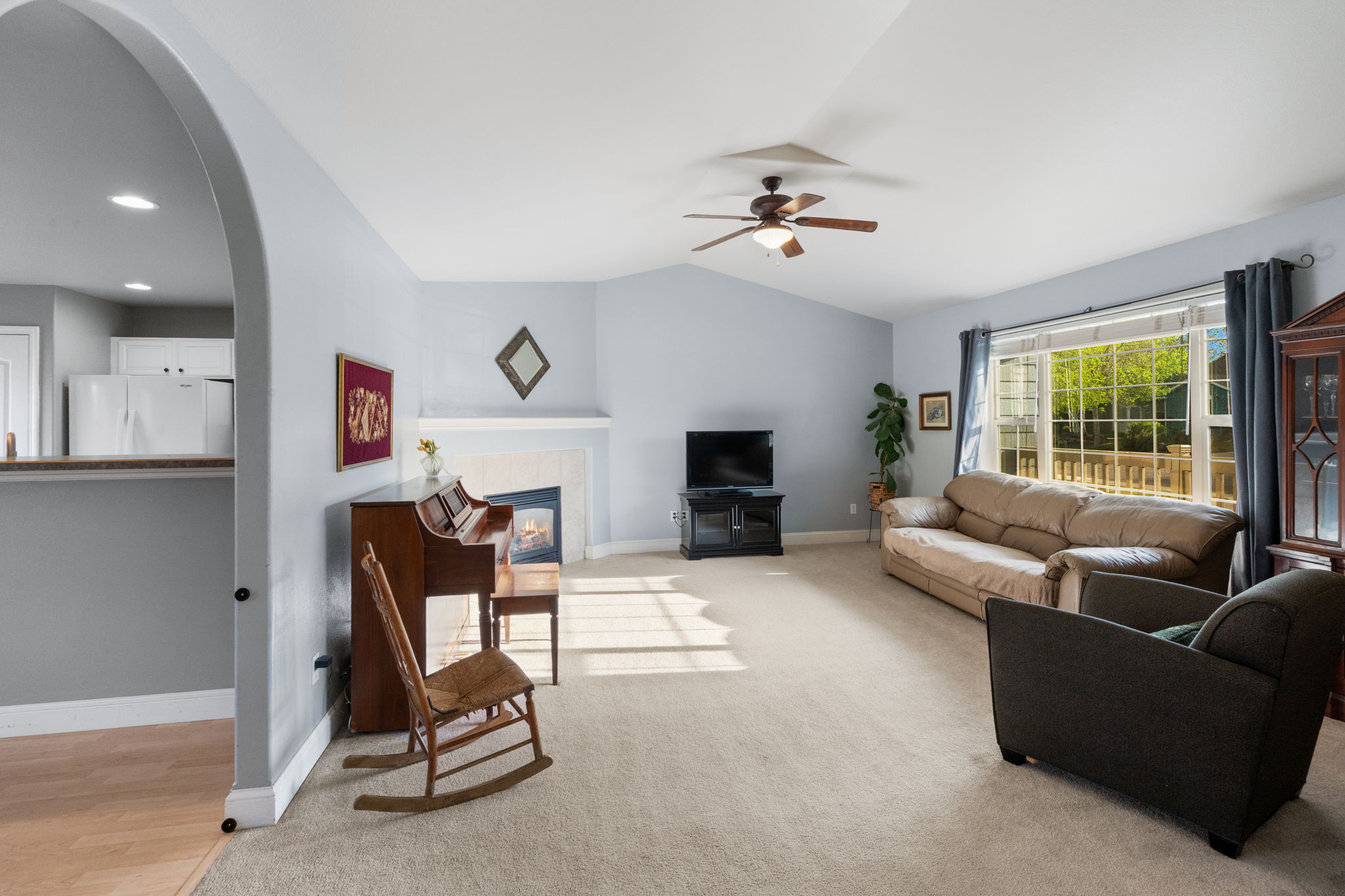 60 Clinton Lane Property Photo 8