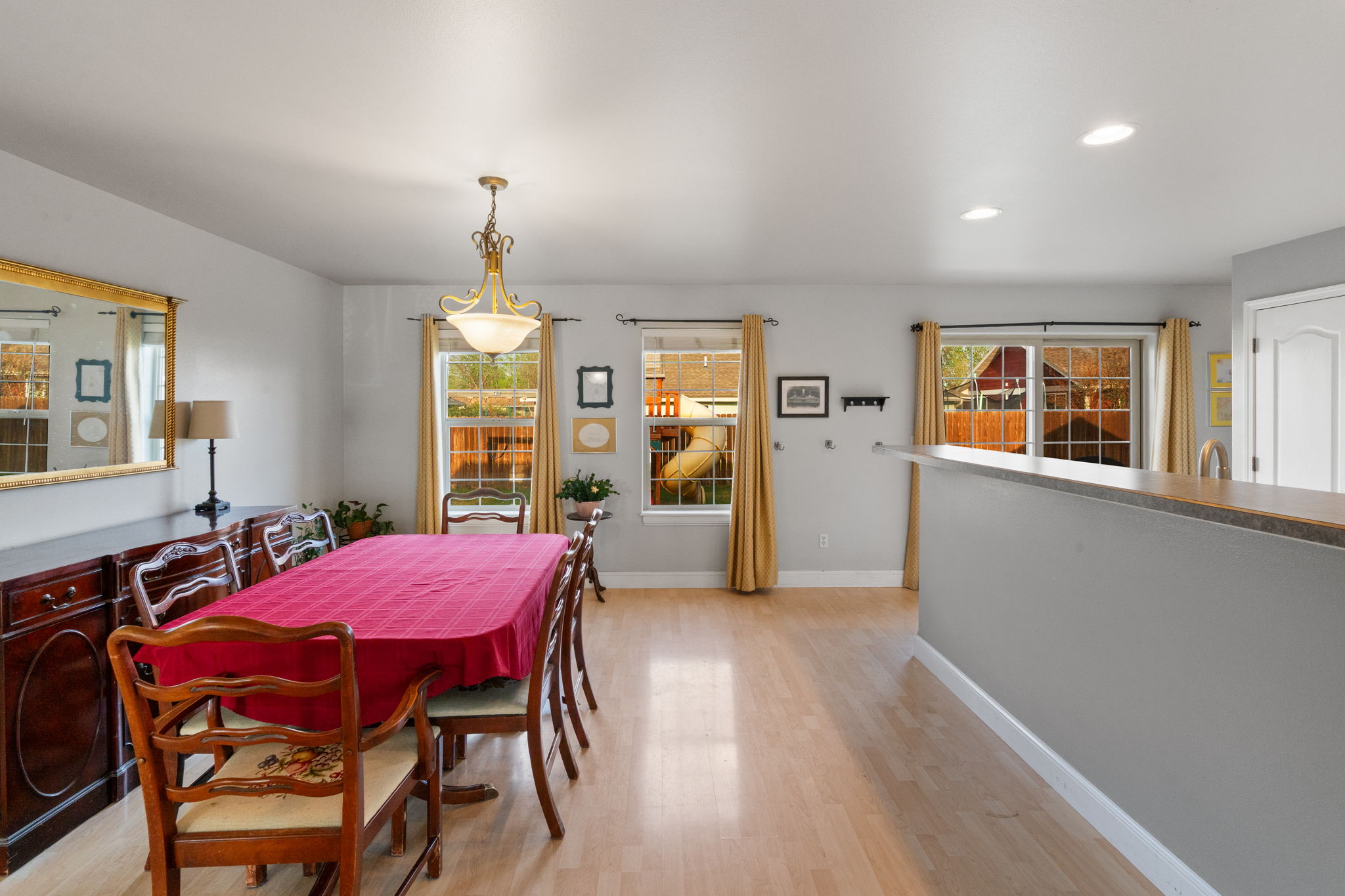 60 Clinton Lane Property Photo 14