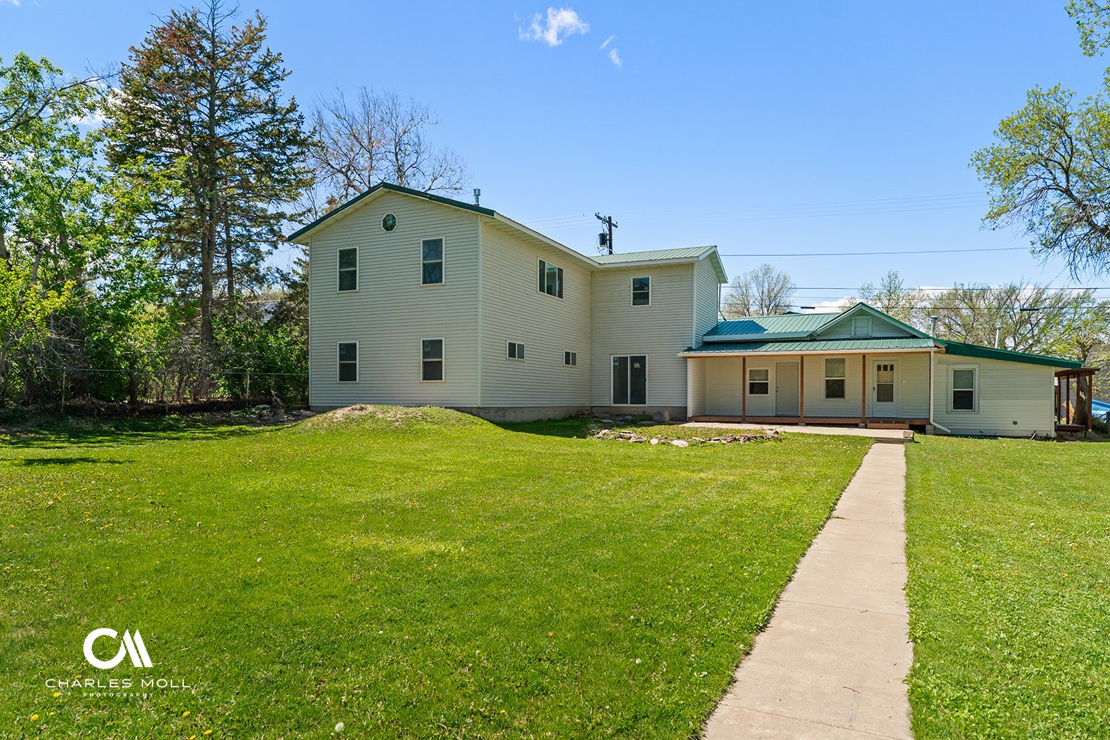 812 N Ewing Street Property Photo 1