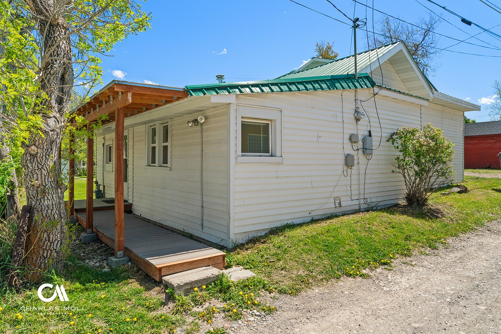 812 N Ewing Street Property Photo 6