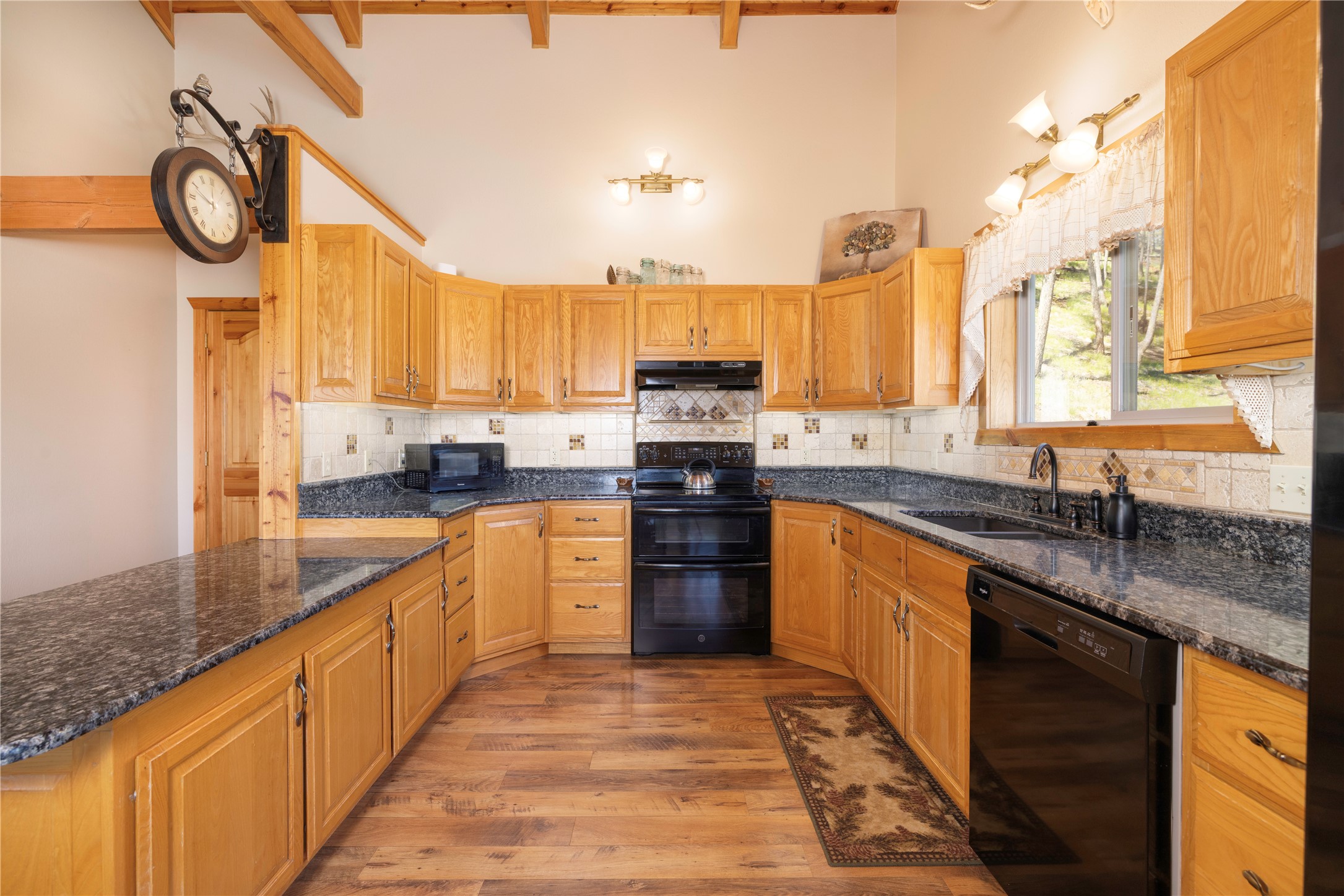 247 Deer Path Lane Property Photo 13