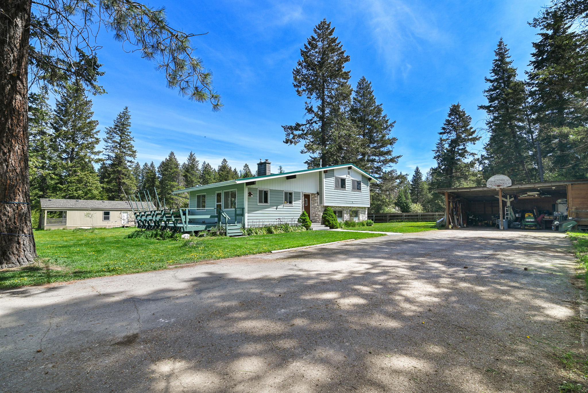 1785 Hodgson Road Property Photo 4