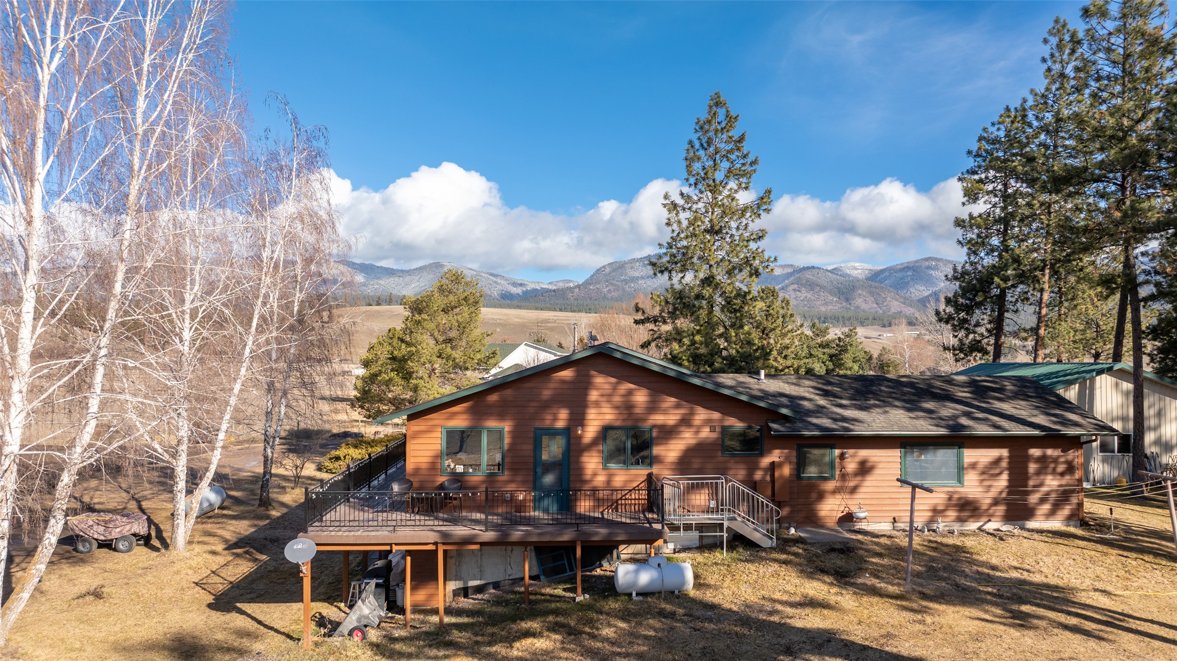 16775 Scheffer Lane Property Photo 4