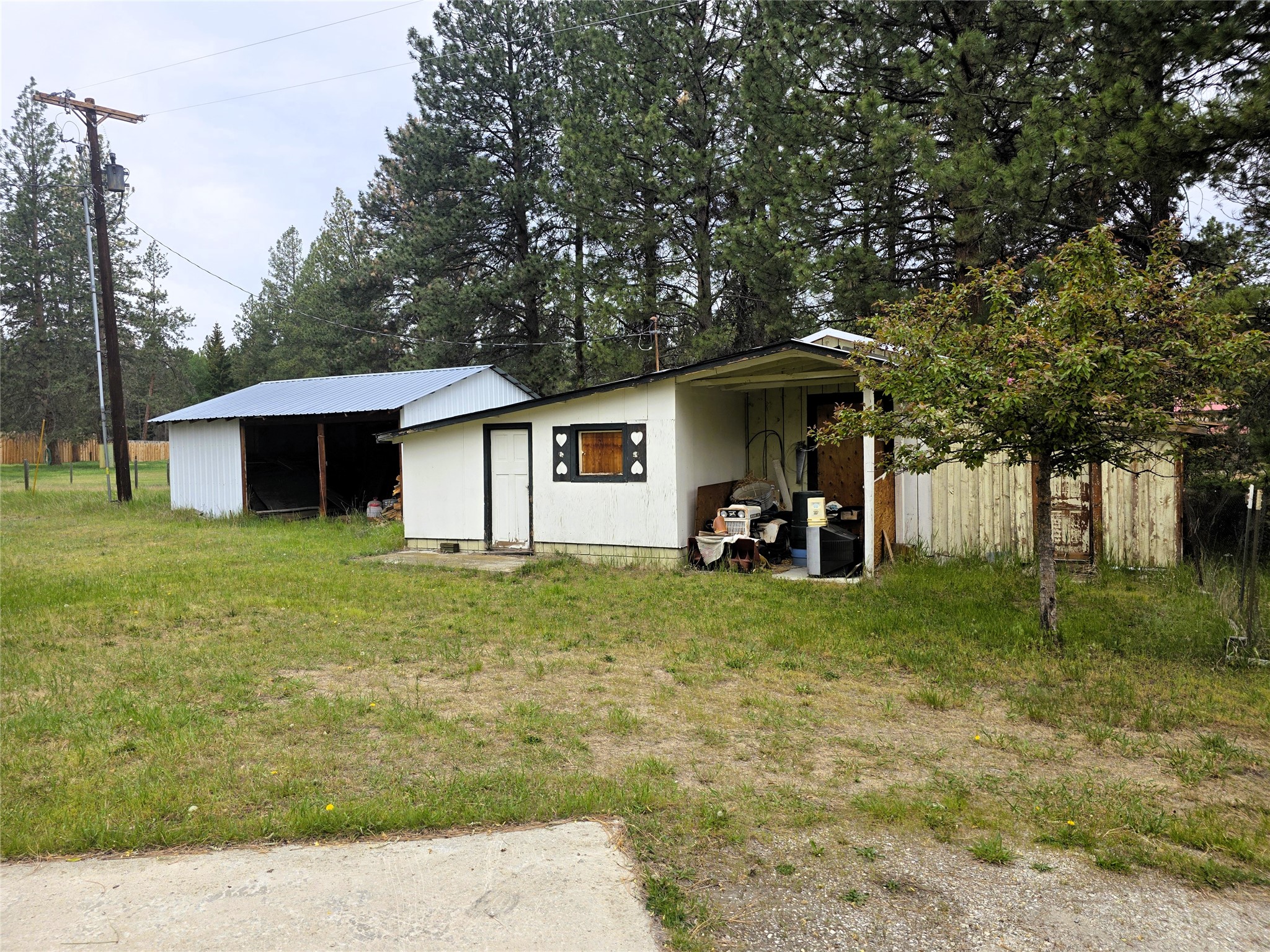 2037 Middle Bear Creek Road Property Photo 37