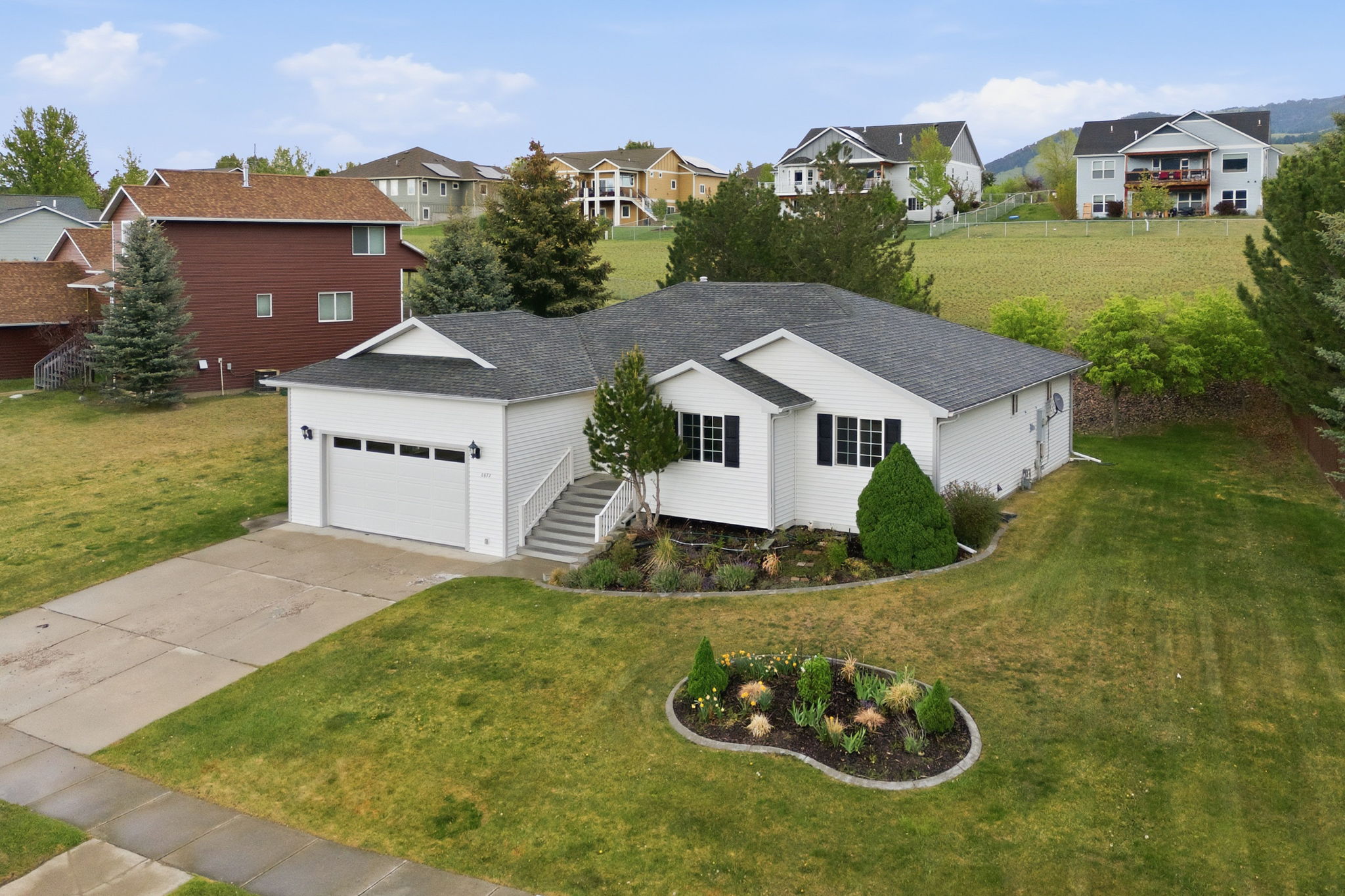 6872 Joy Drive Property Photo 2