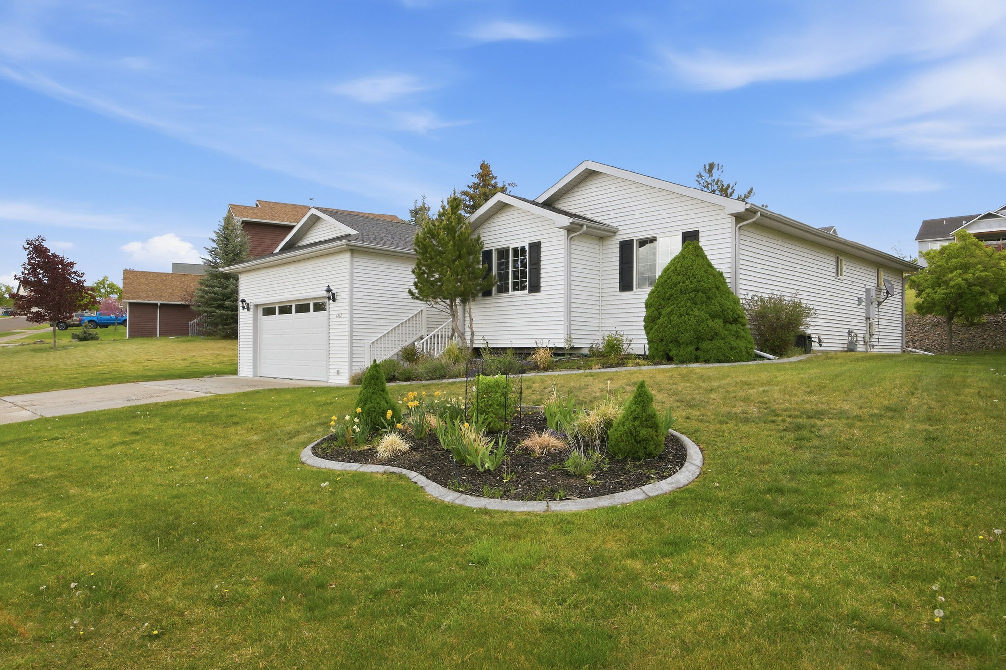 6872 Joy Drive Property Photo 4