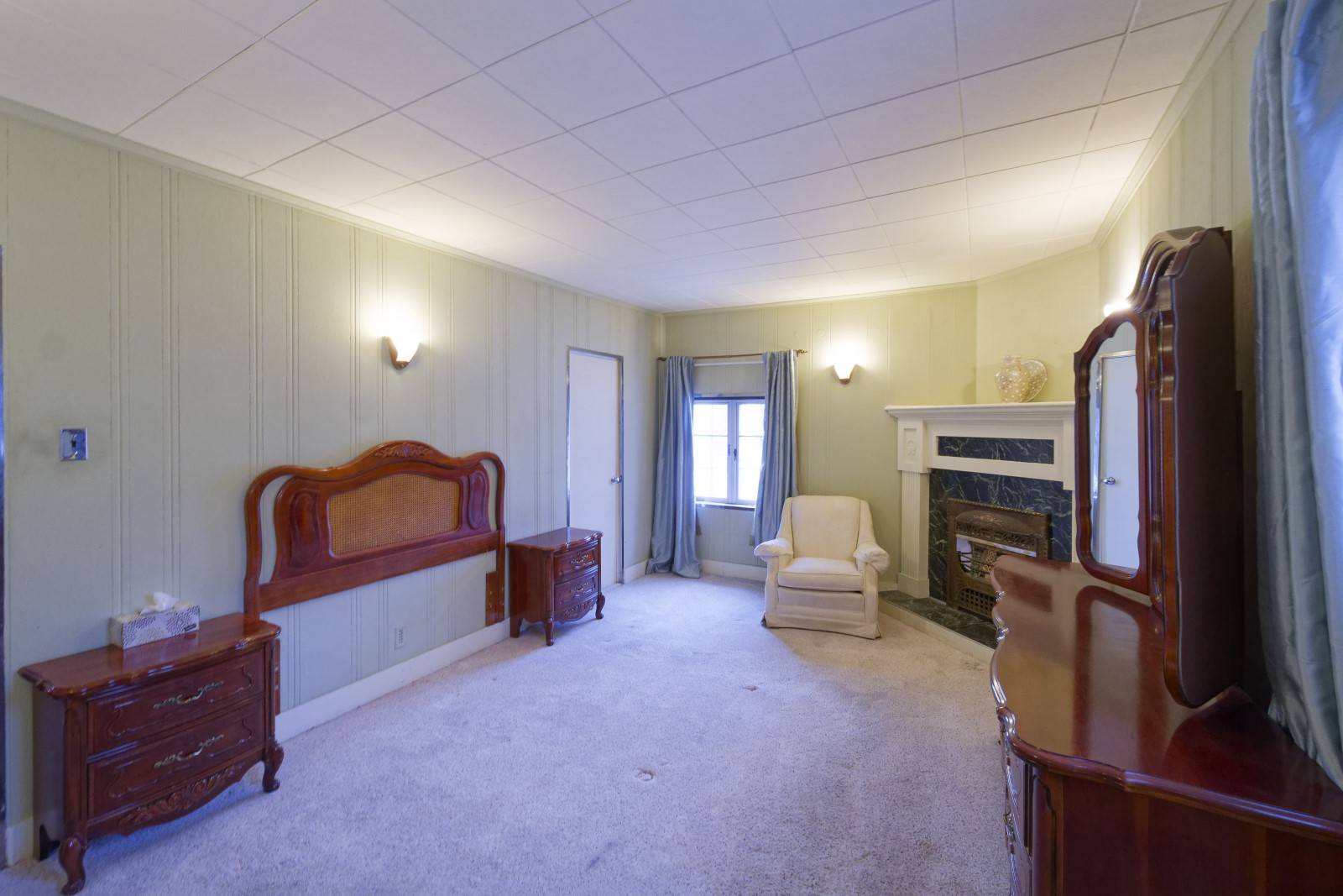 412 W Park Street Property Photo 5