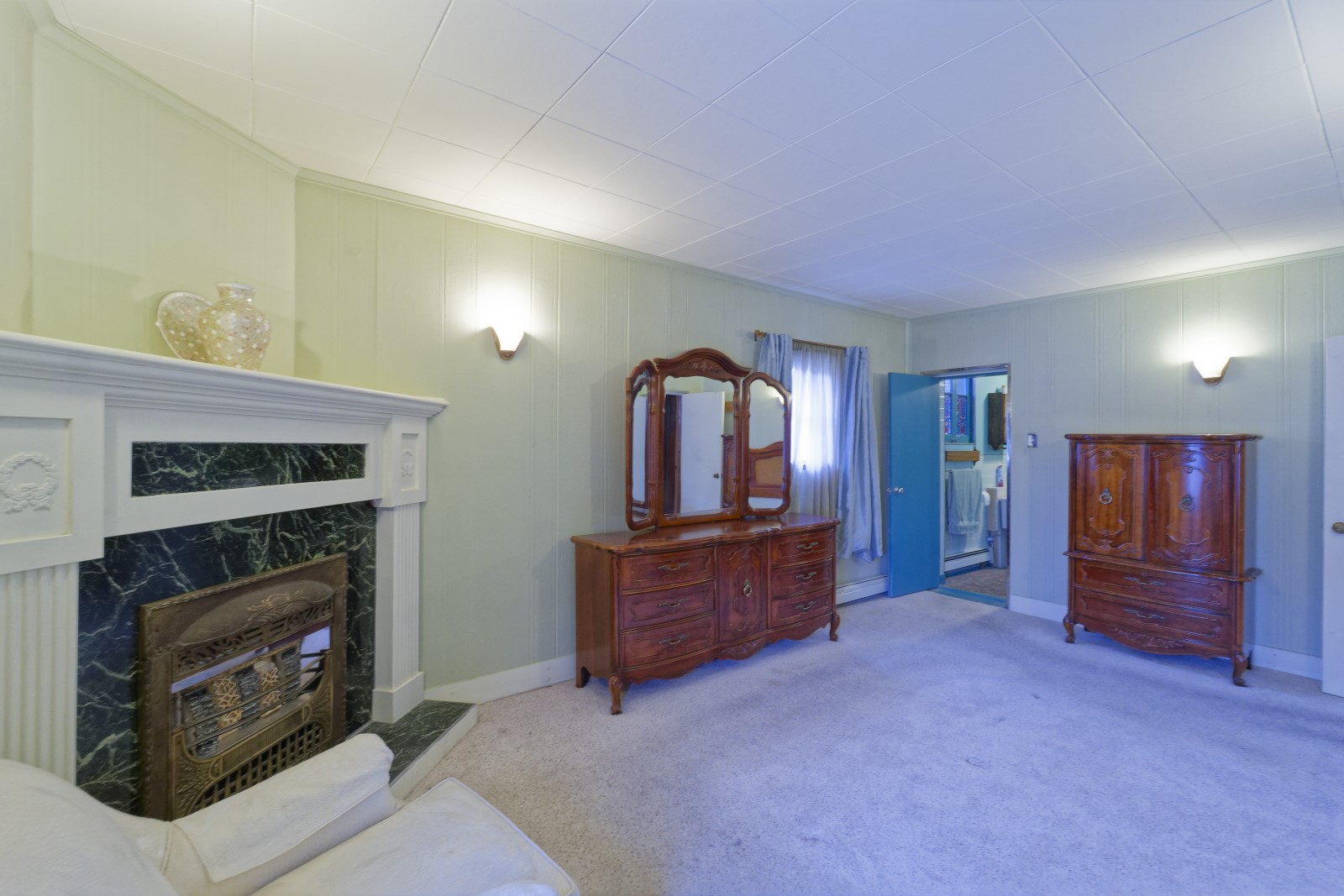 412 W Park Street Property Photo 6