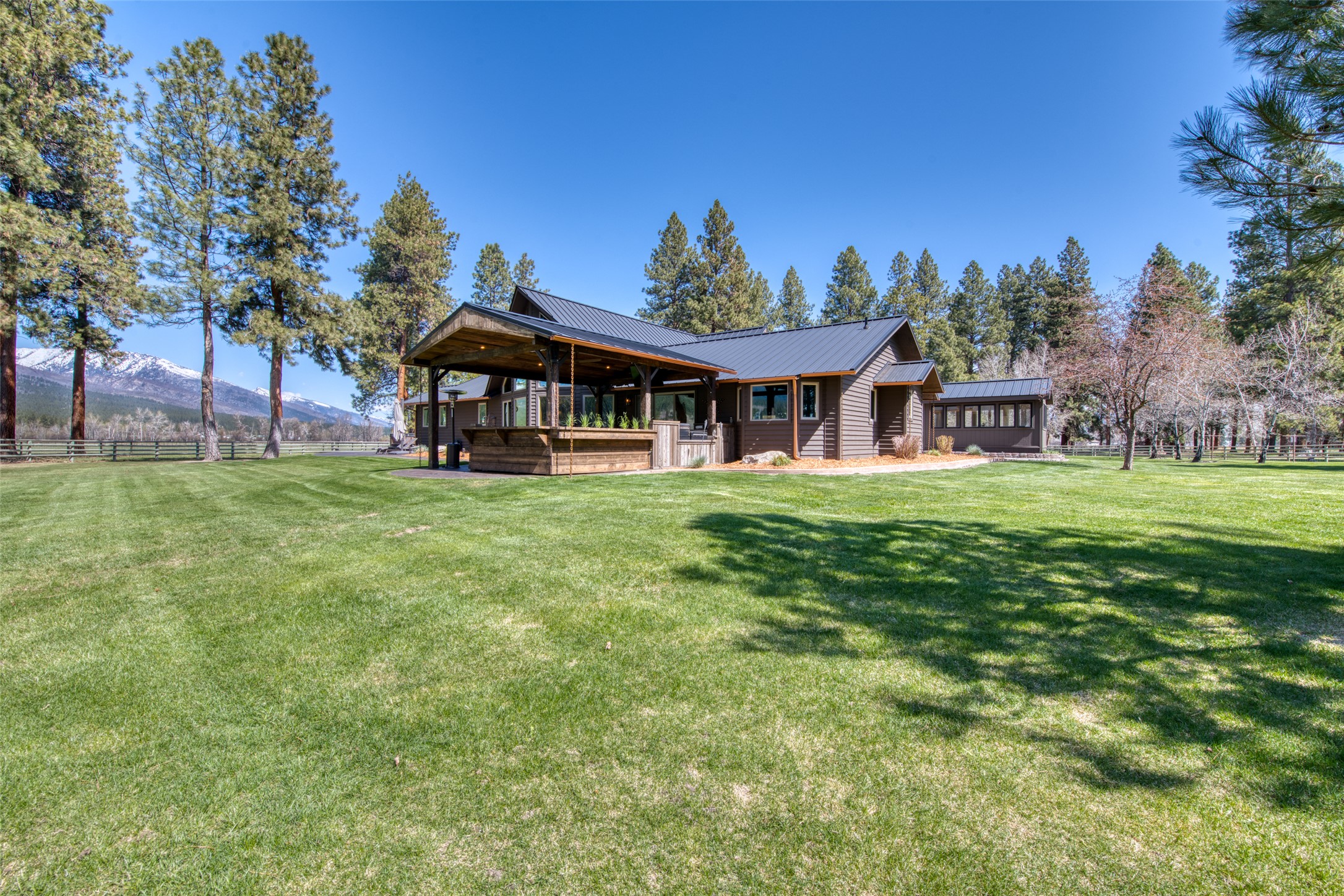229 Camas Creek Loop Property Photo 7