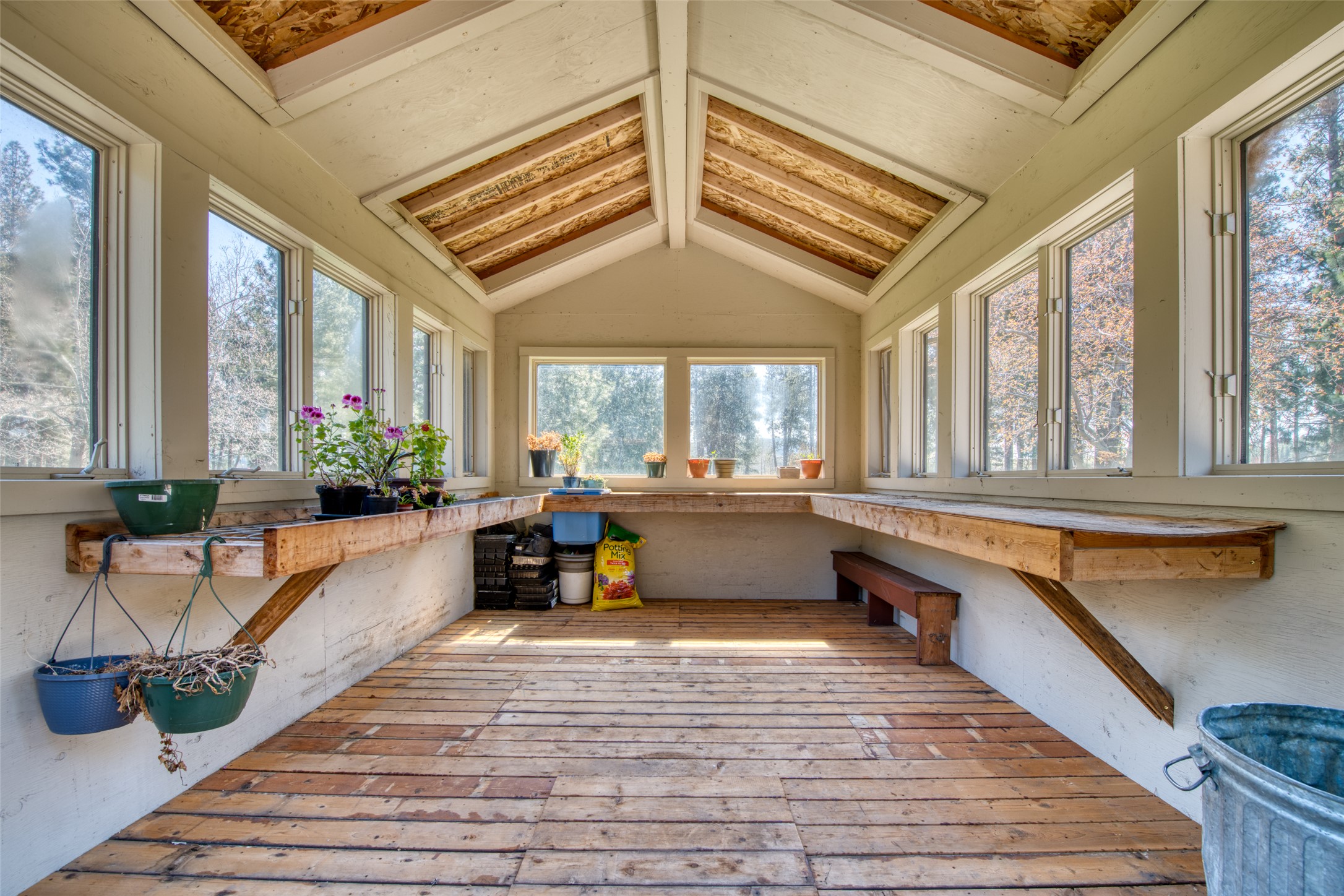 229 Camas Creek Loop Property Photo 10