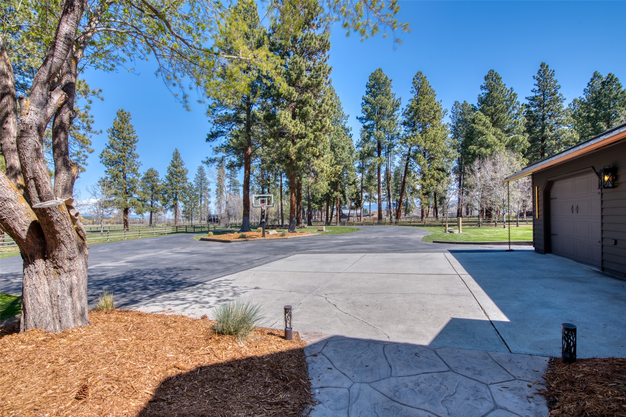 229 Camas Creek Loop Property Photo 15