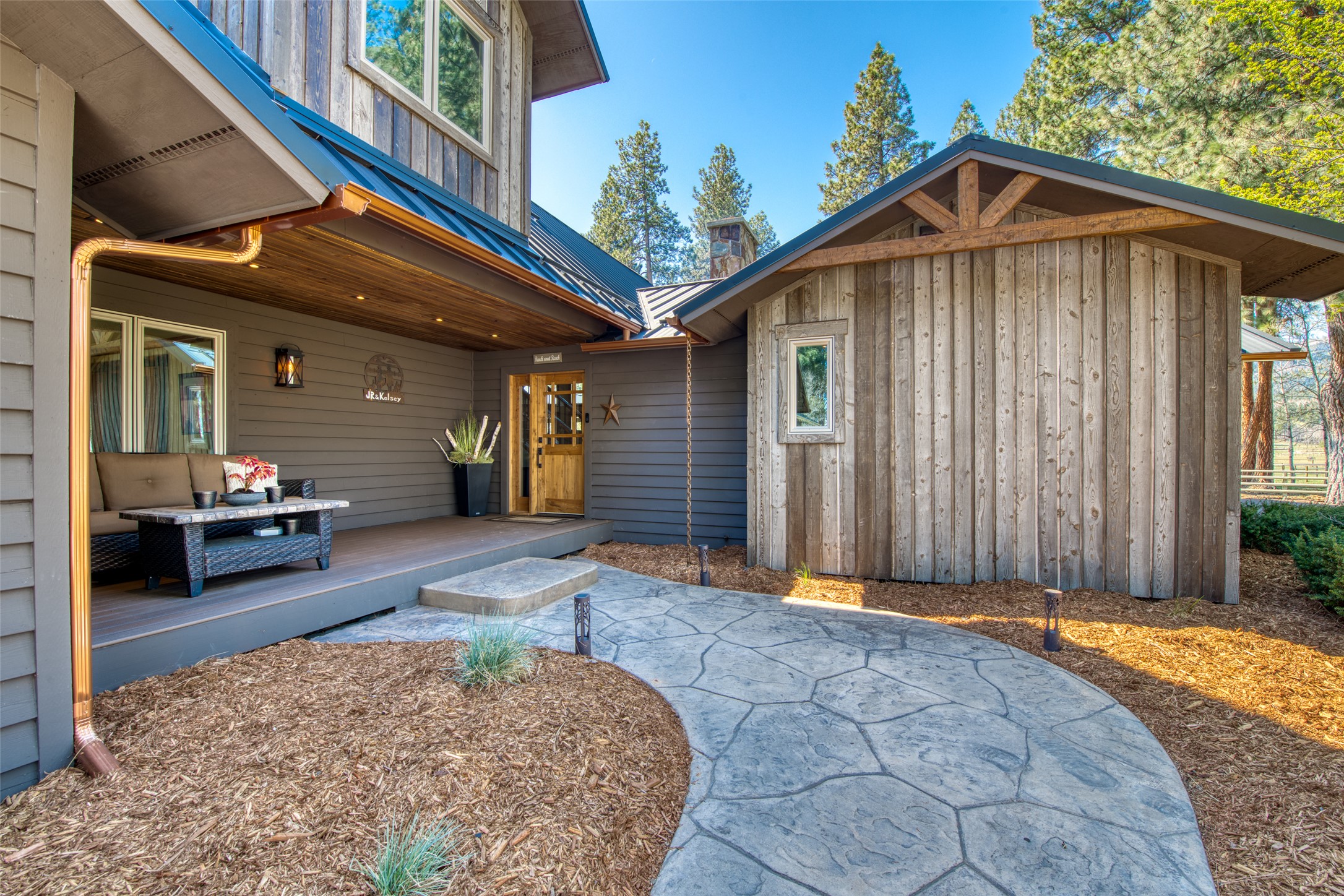 229 Camas Creek Loop Property Photo 17