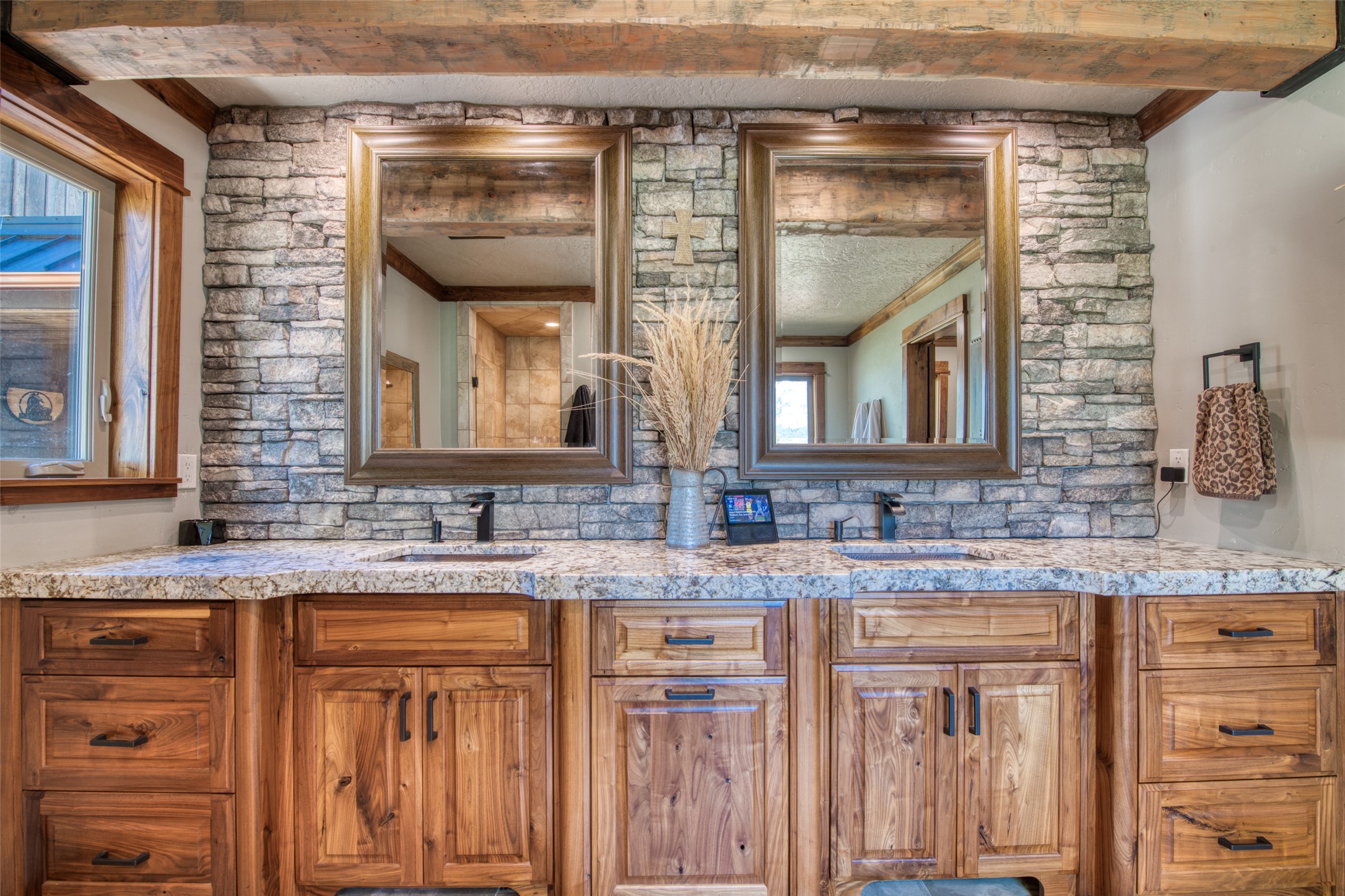 229 Camas Creek Loop Property Photo 31