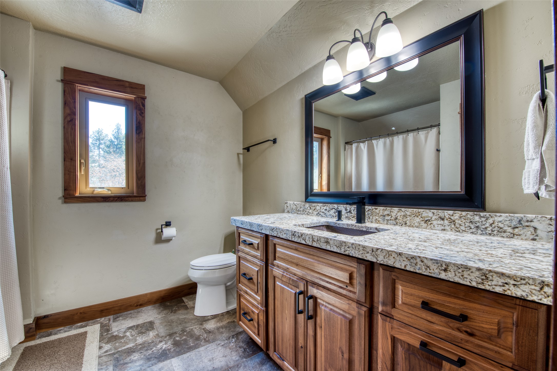 229 Camas Creek Loop Property Photo 44