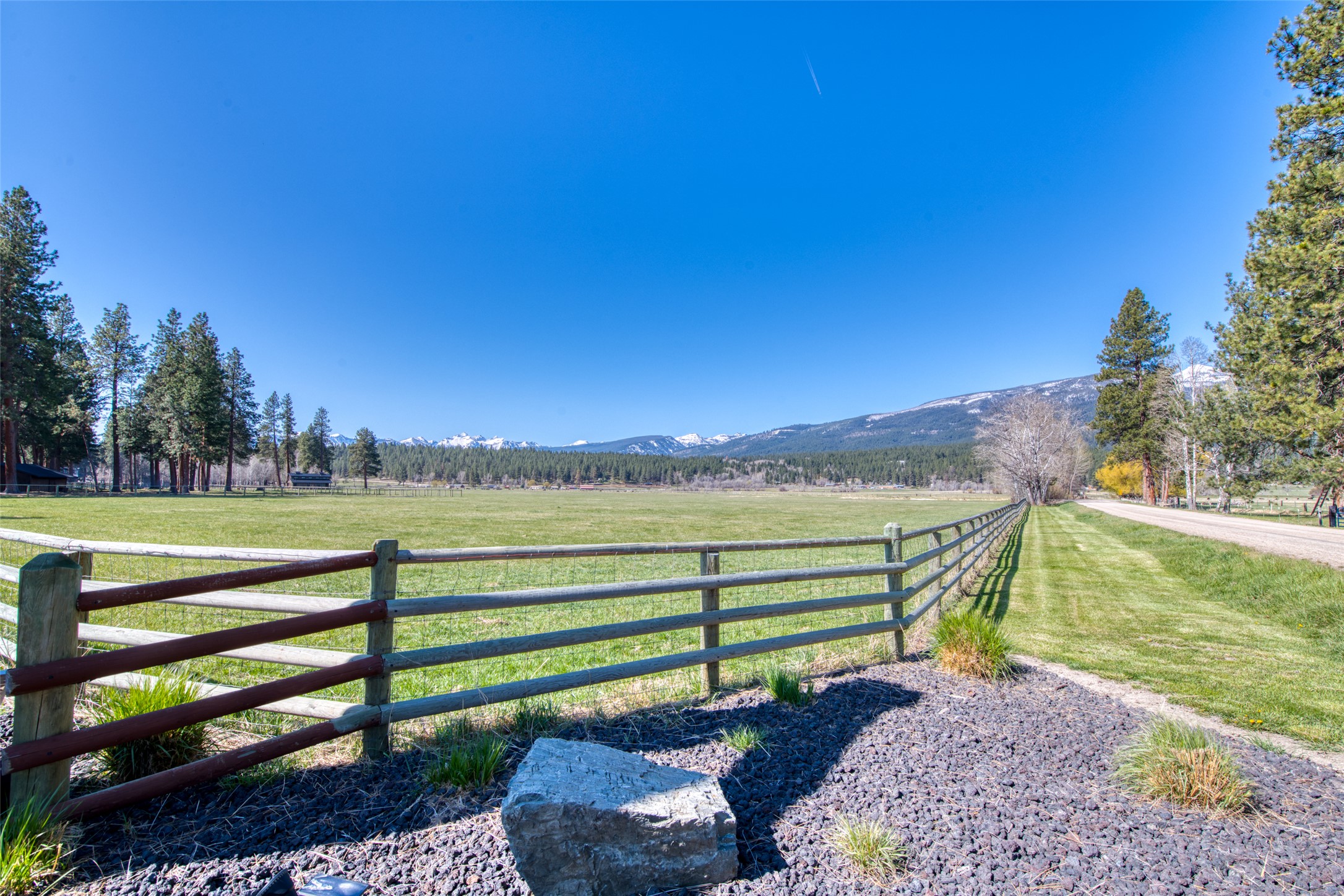 229 Camas Creek Loop Property Photo 86