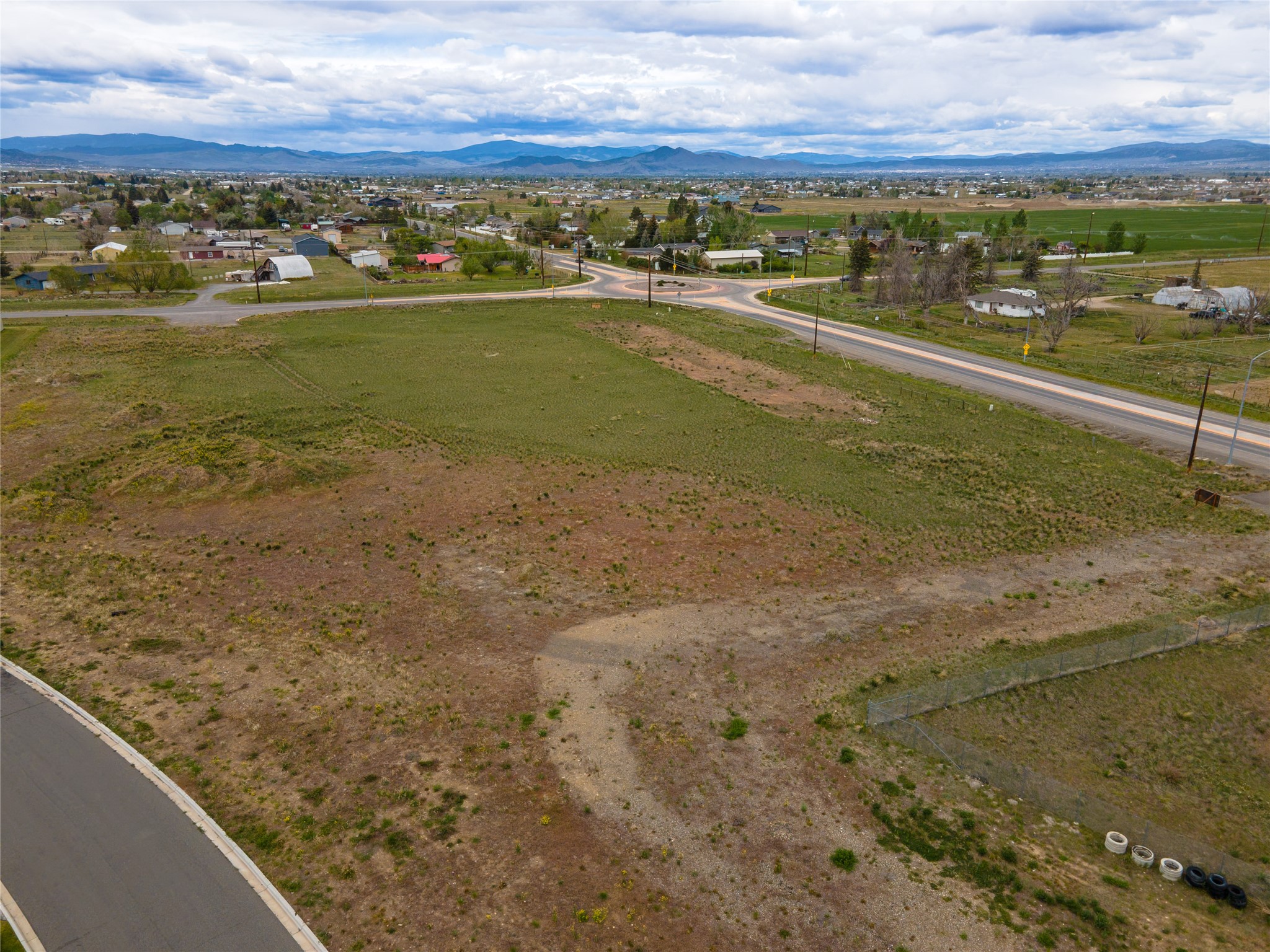 3815 Canyon Ferry Road Property Photo 6