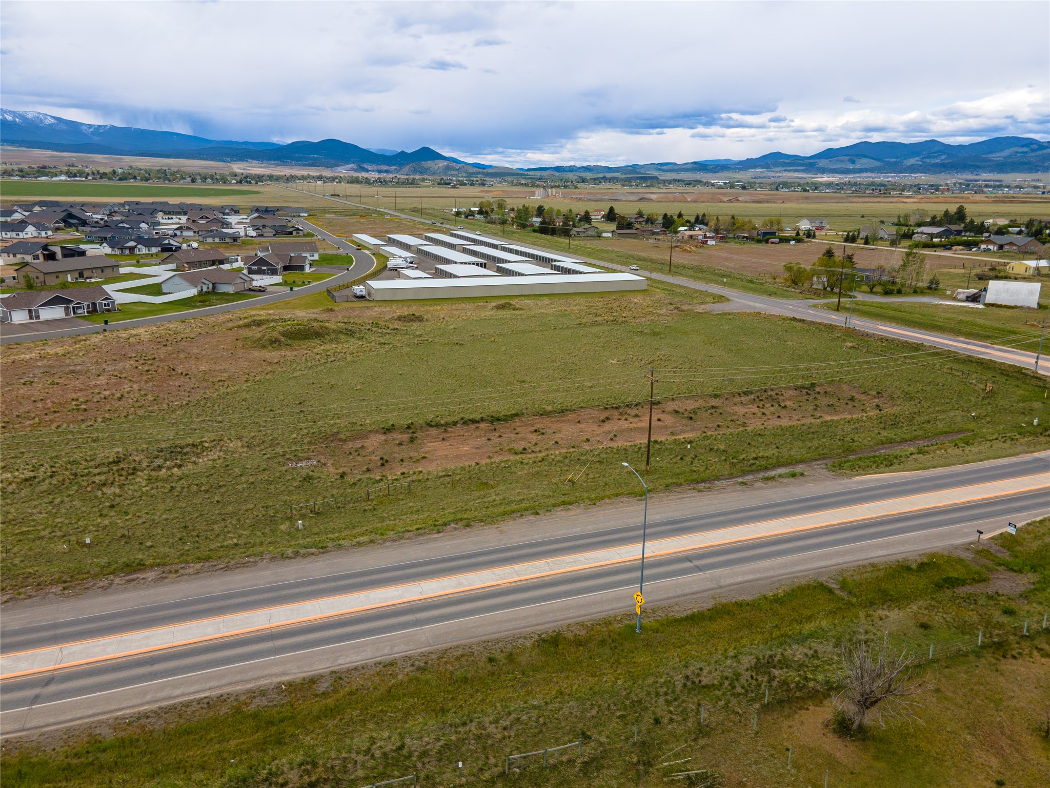 3815 Canyon Ferry Road Property Photo 8