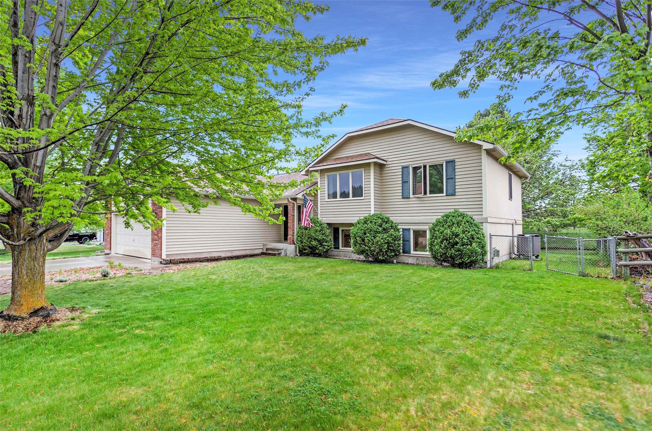 4271 Wild Fox Road Property Photo 2