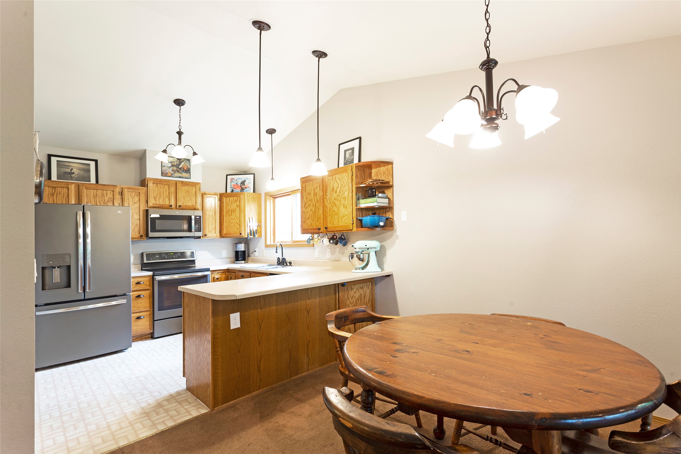 4271 Wild Fox Road Property Photo 8