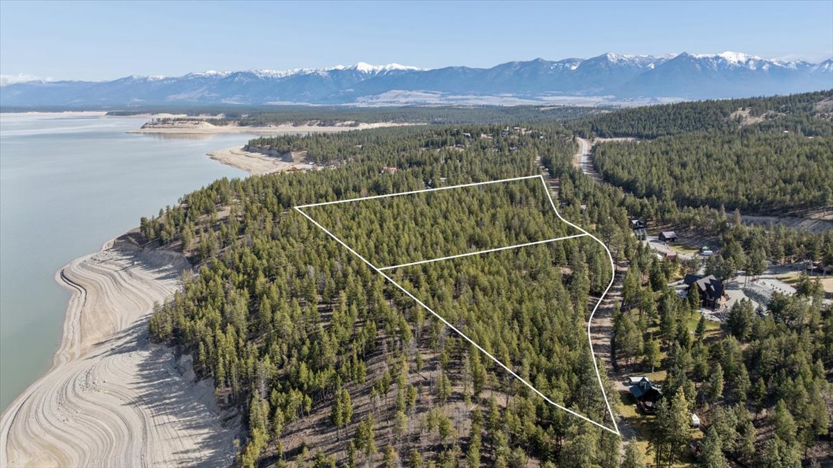 Nhn Cove Drive Property Photo 2