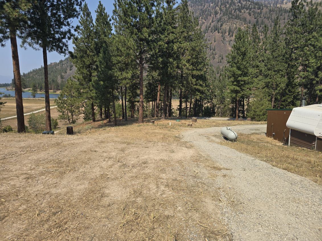 8596 Mt Highway 200 Property Photo 17