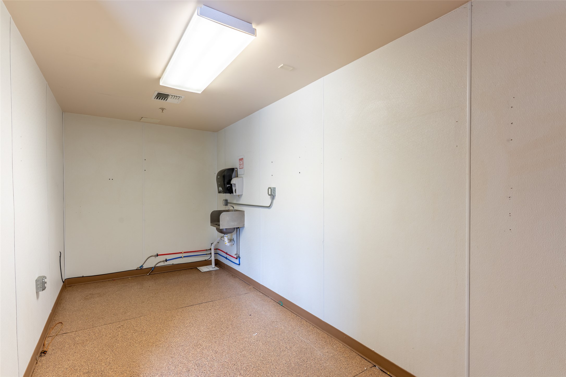 12 Spokane Avenue Property Photo 8