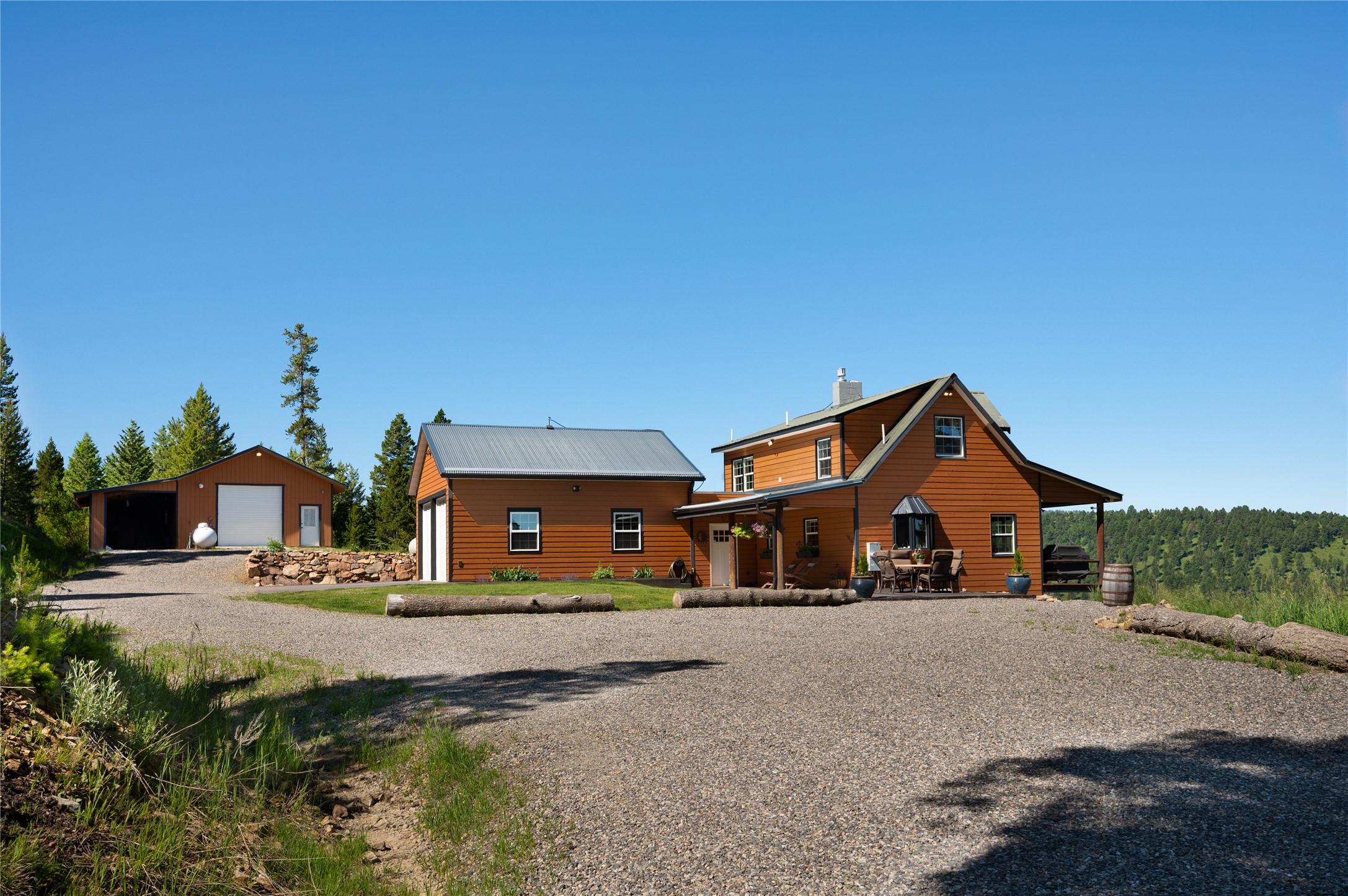 185 Peak Road Property Photo 5