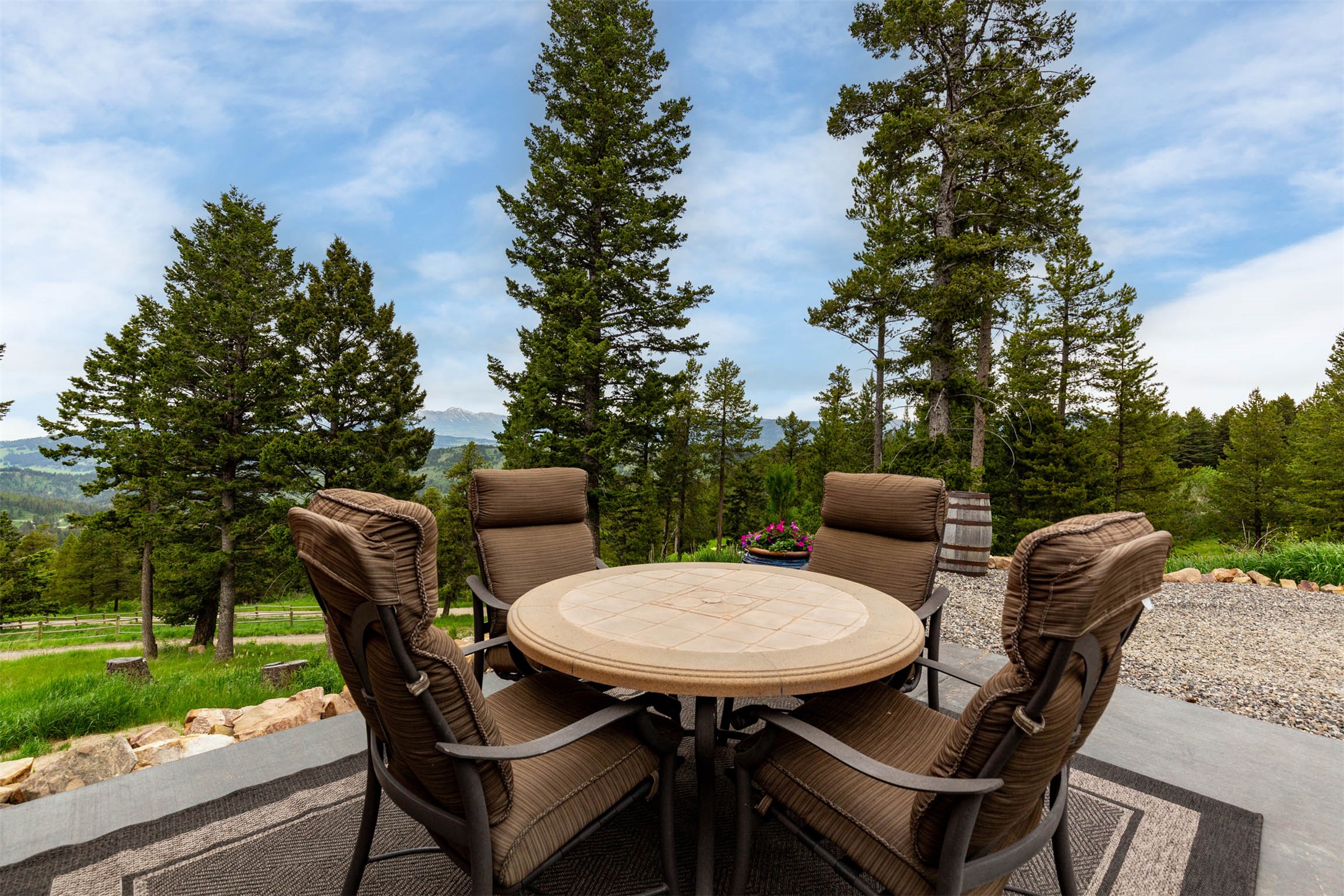 185 Peak Road Property Photo 81