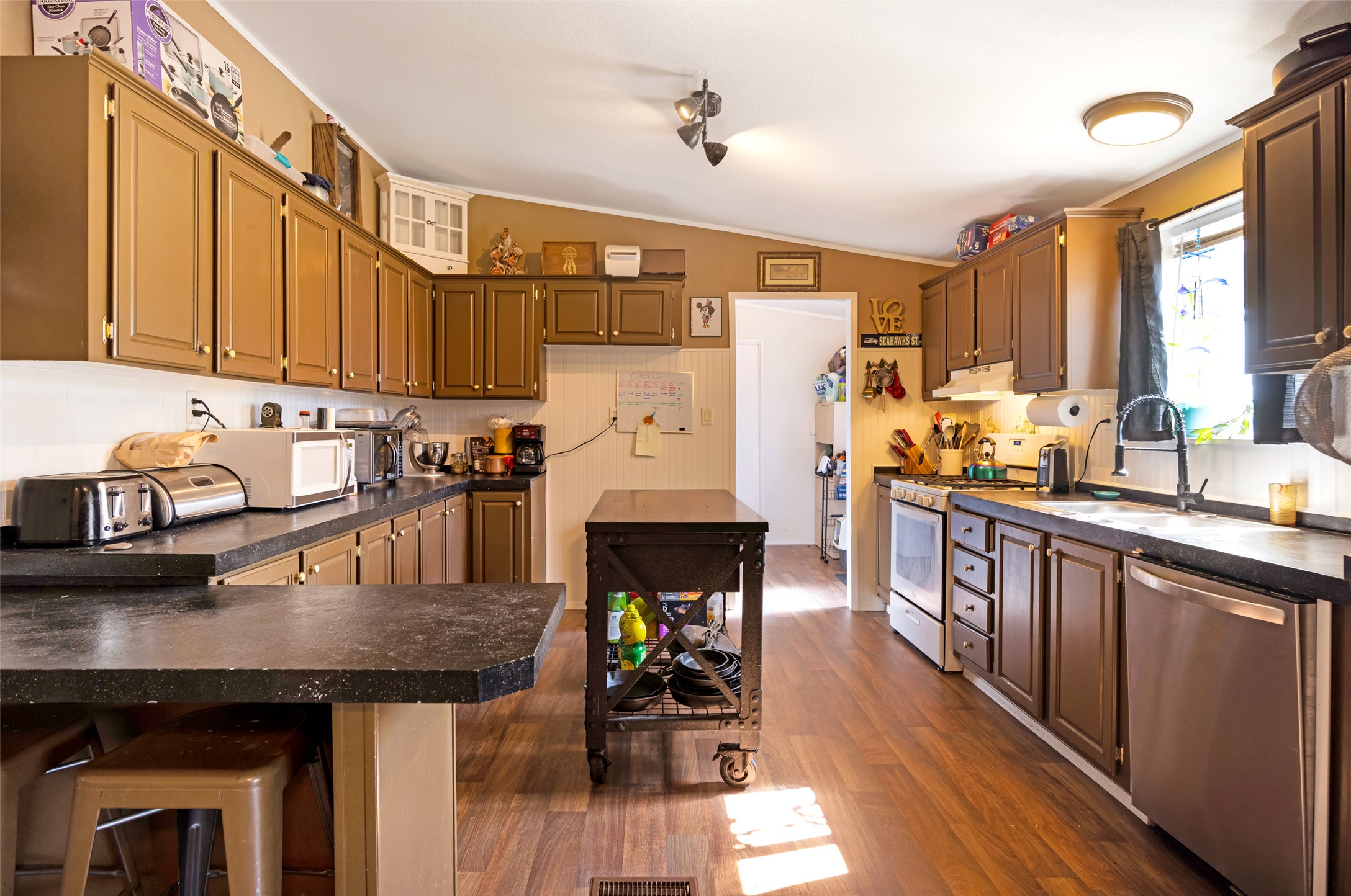 7411 Azalea Drive Property Photo 11