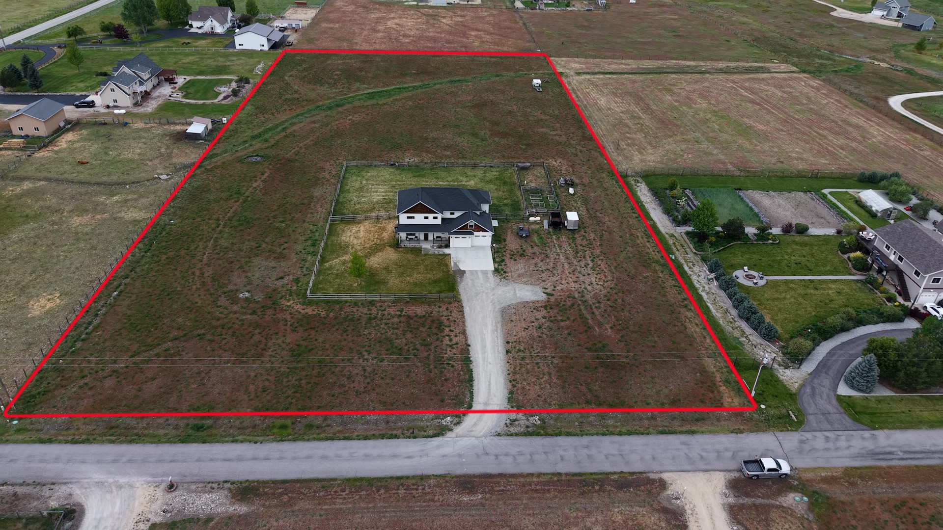 5655 Longview Drive Property Photo 5