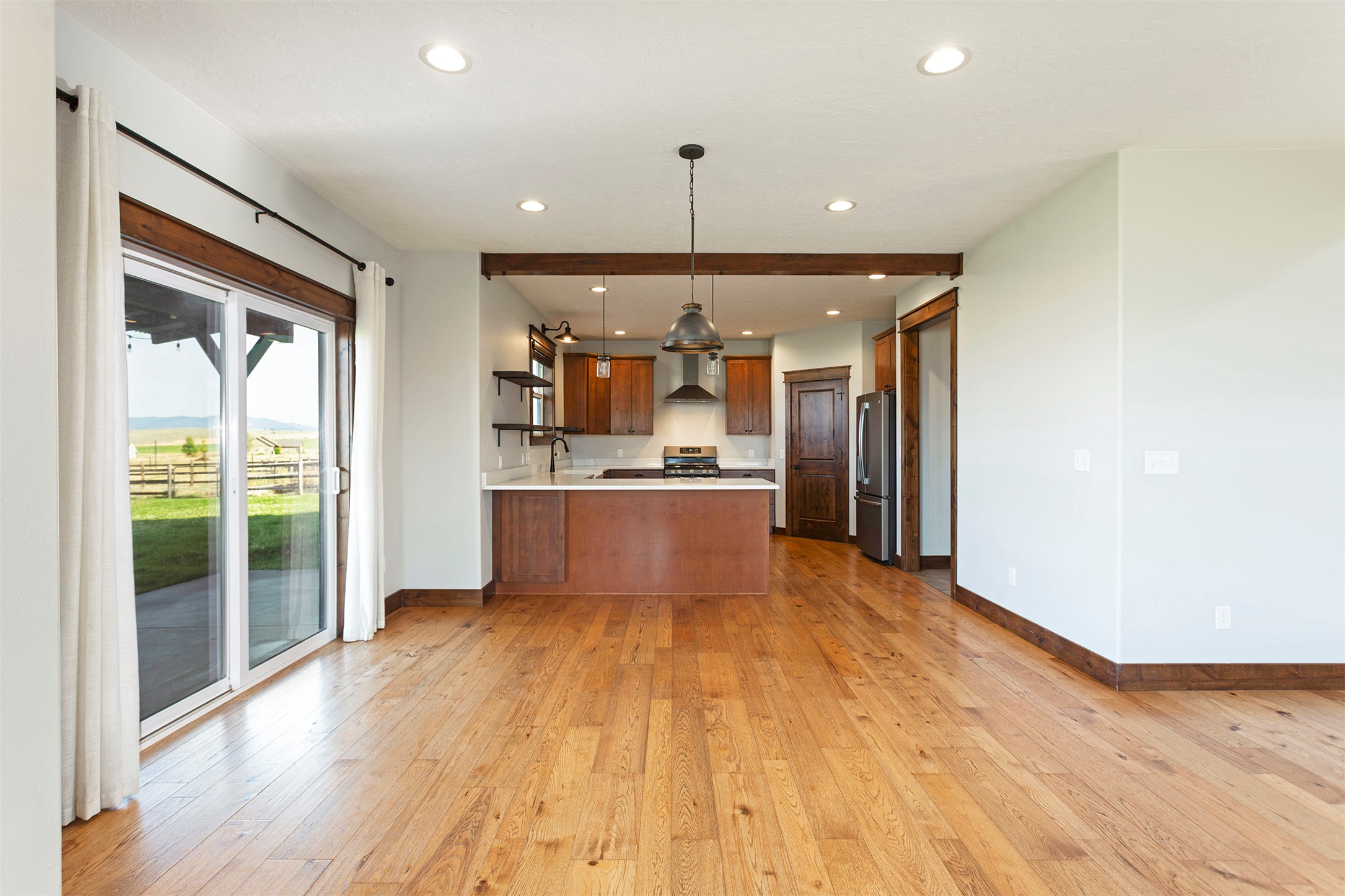 5655 Longview Drive Property Photo 11