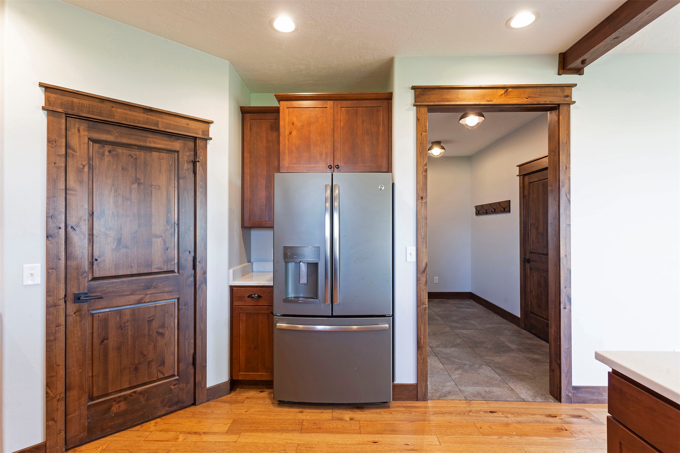 5655 Longview Drive Property Photo 16