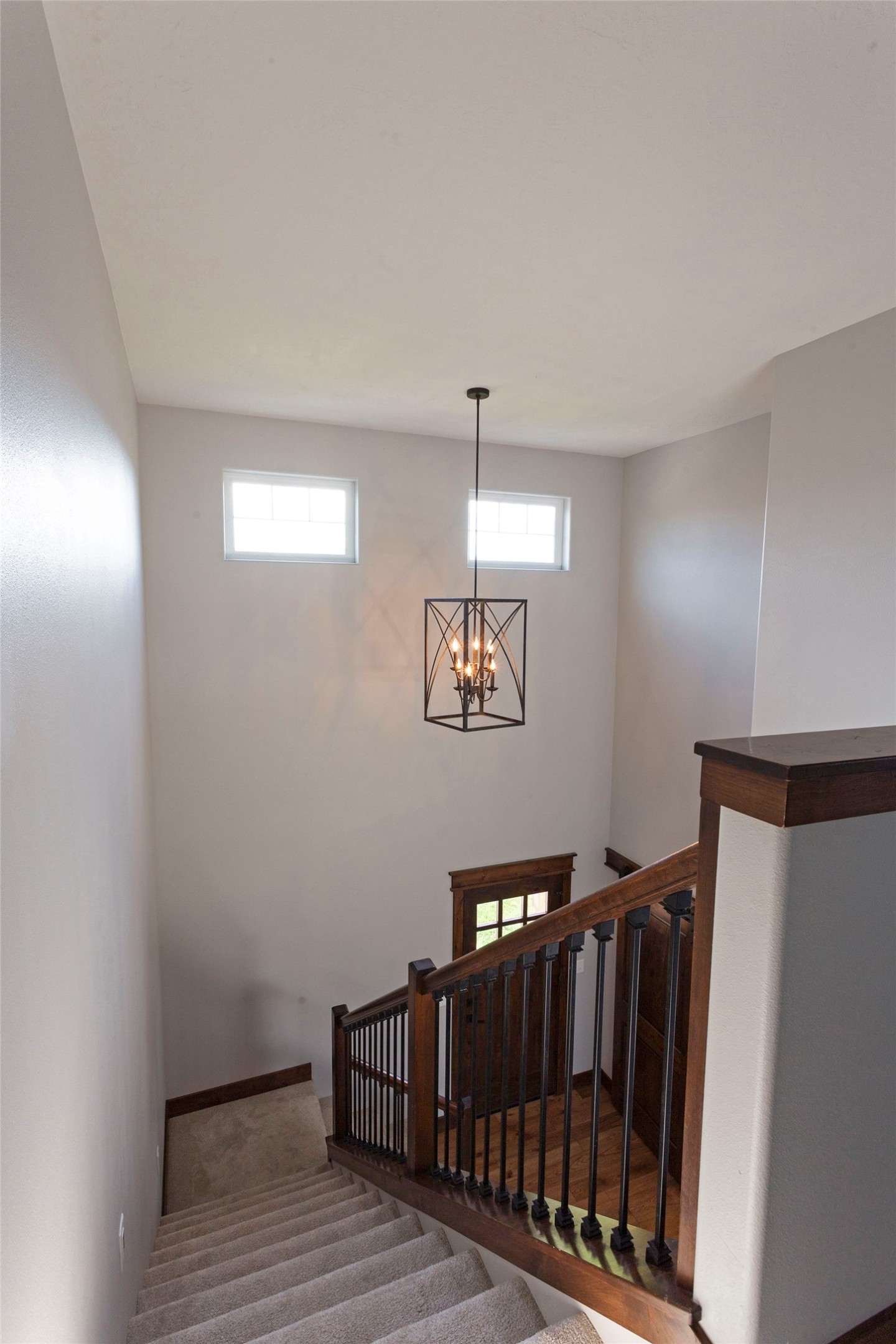 5655 Longview Drive Property Photo 21