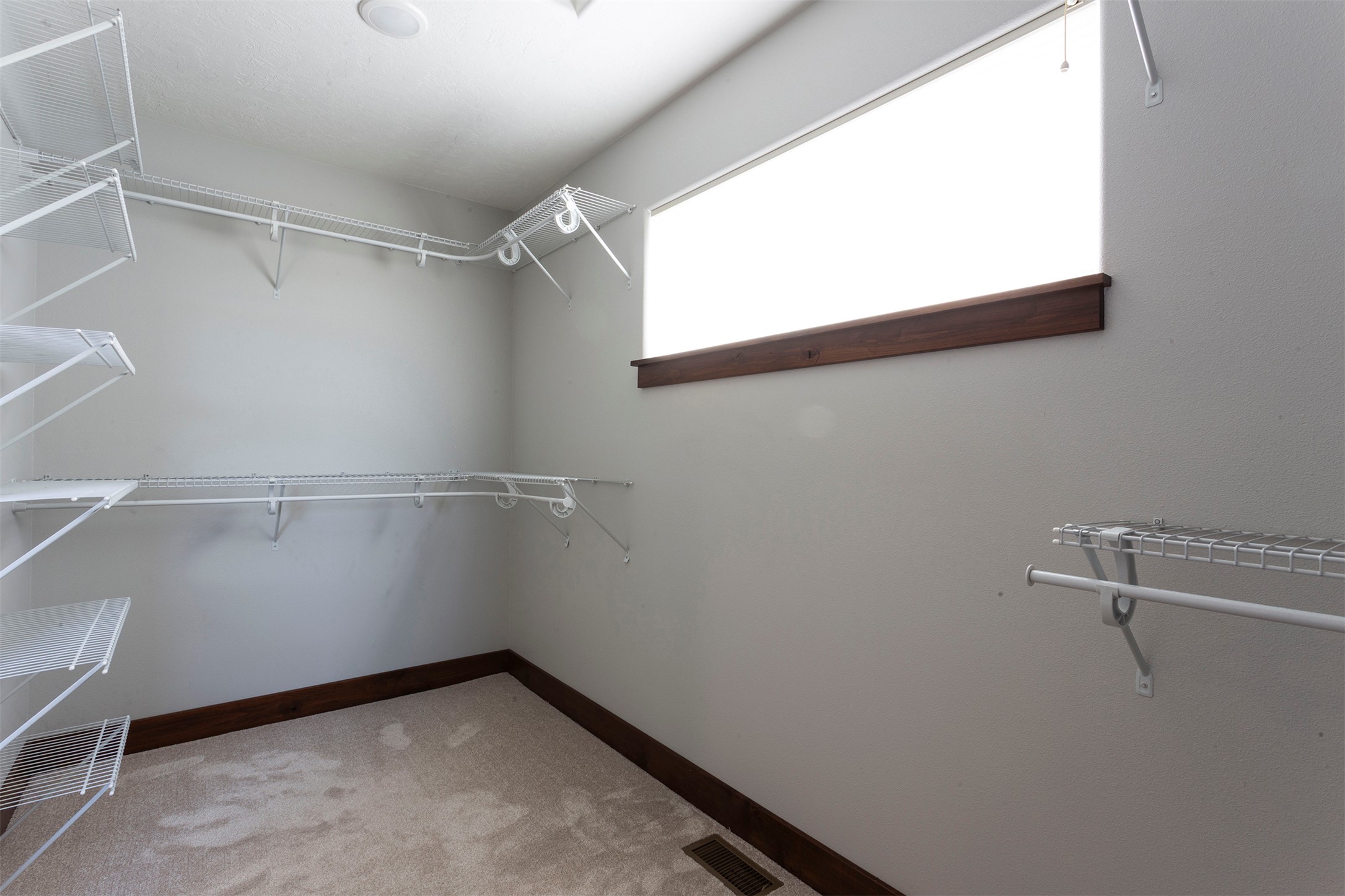 5655 Longview Drive Property Photo 29