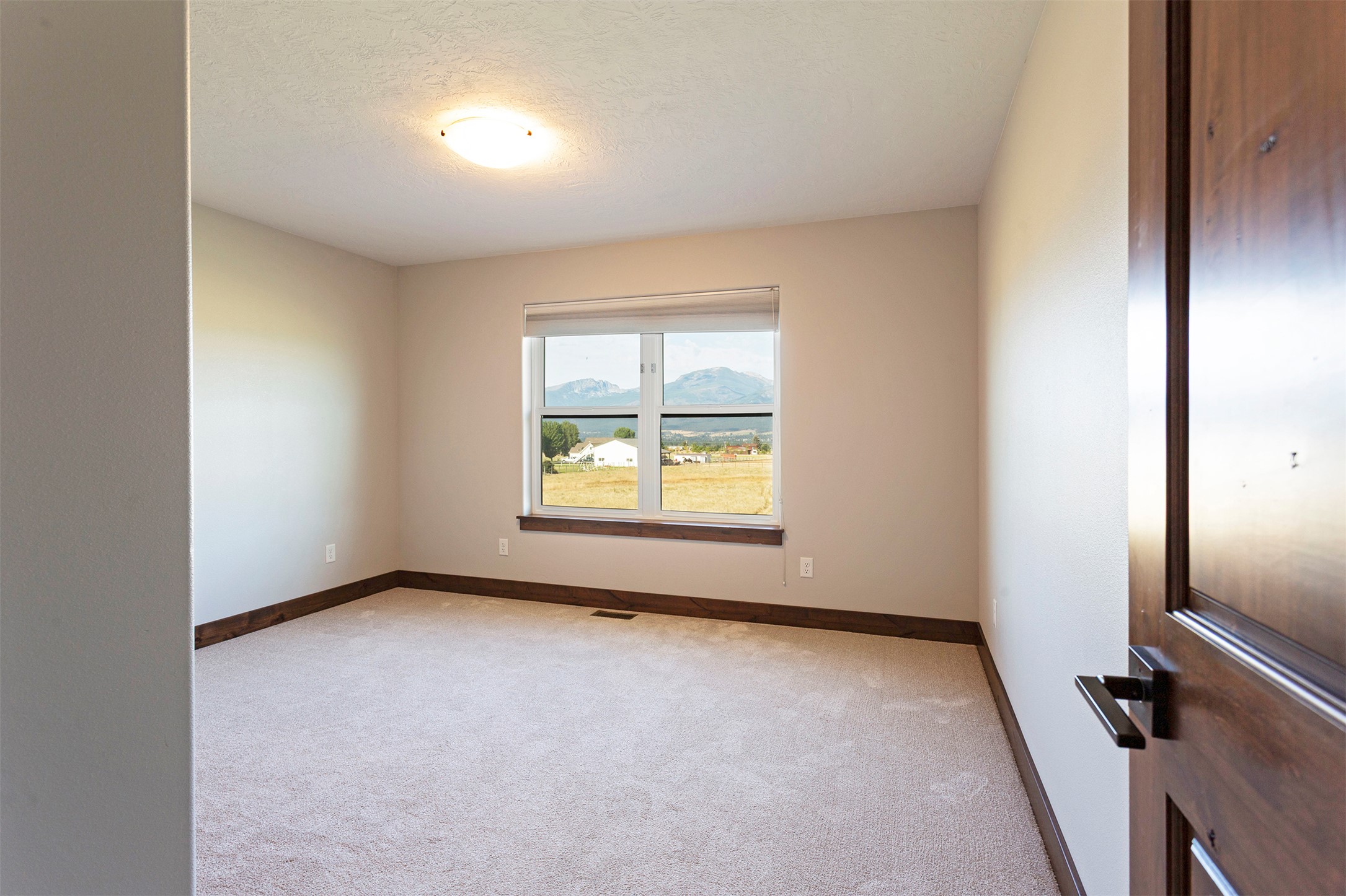 5655 Longview Drive Property Photo 30